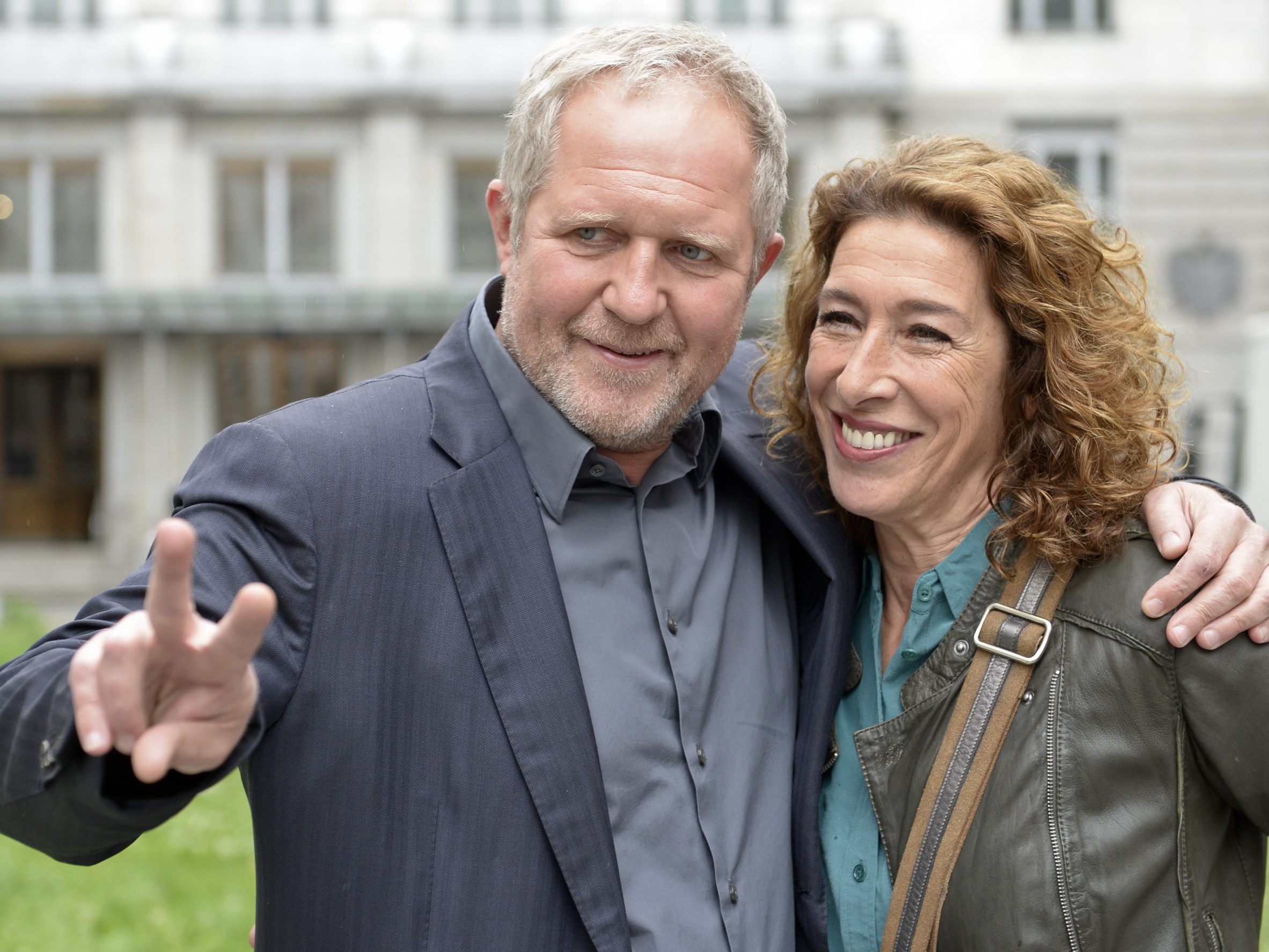 Die Schauspieler Harald Krassnitzer (l.) und Adele Neuhauser.