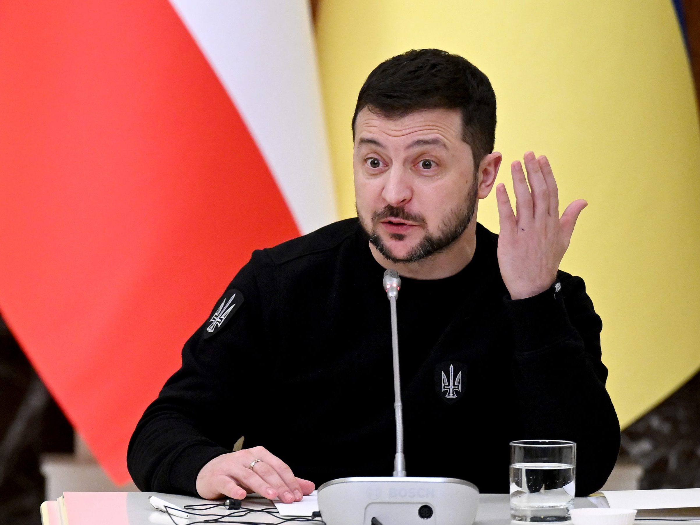 Selenskyj schockt Russland: Geheimer Militärschlag trifft Putins Stützpunkte