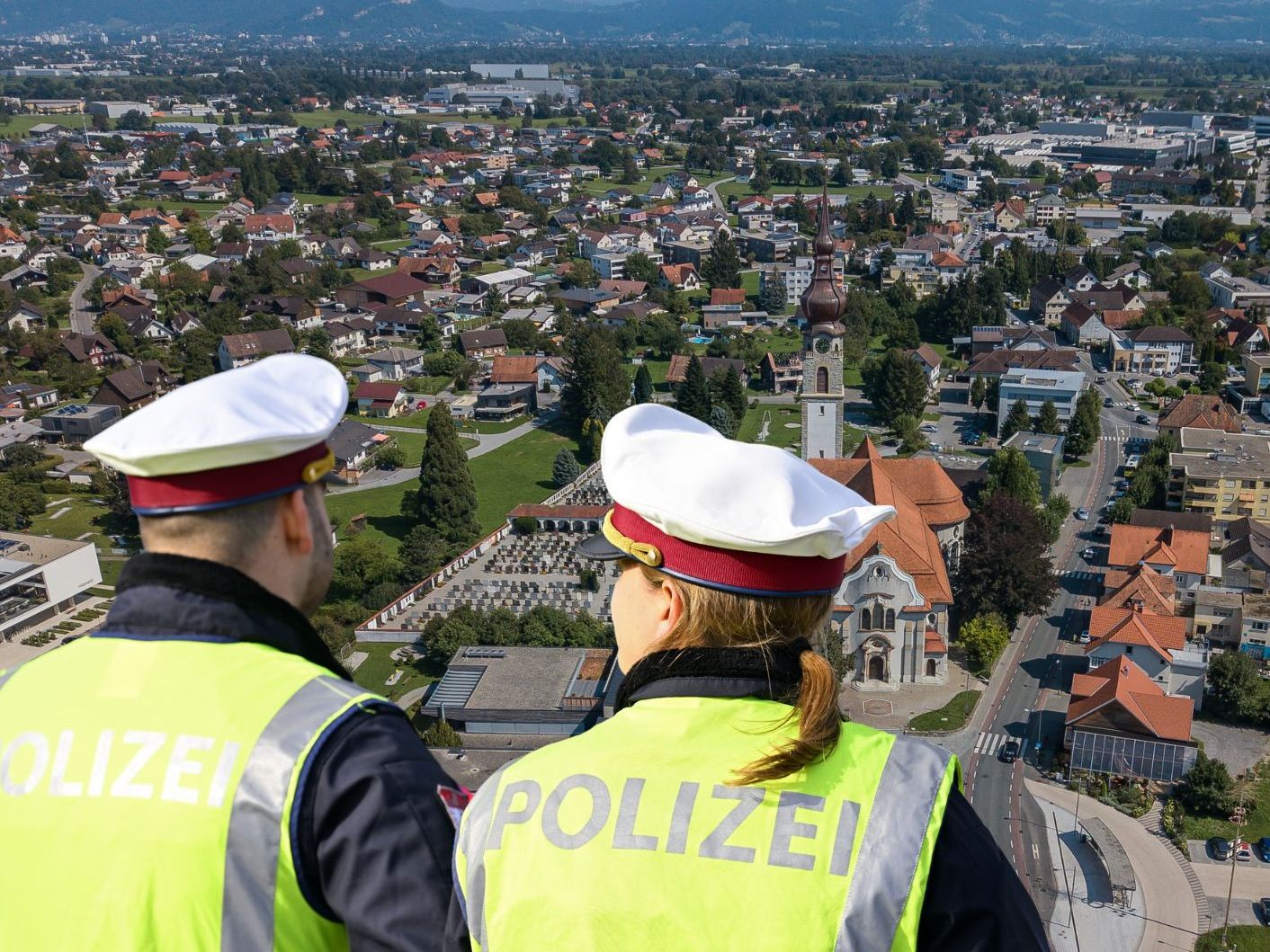 Warum kam es am Freitag zu einer Suchaktion in Höchst?