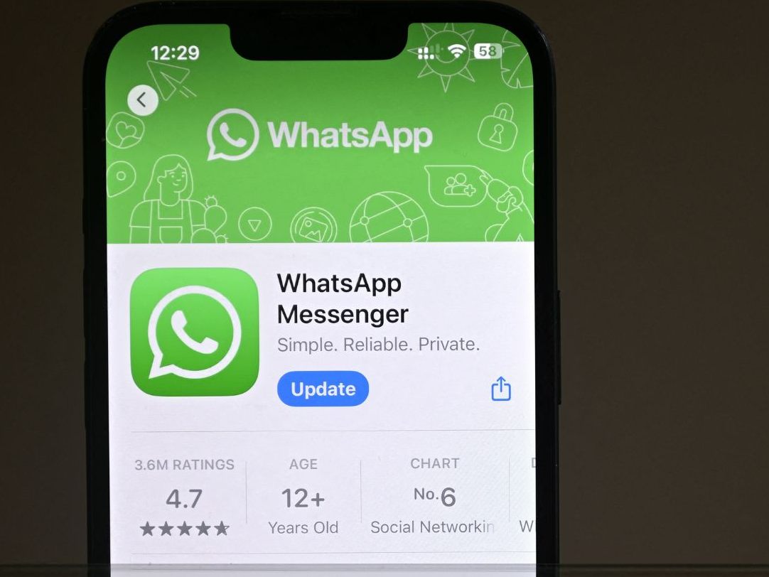 WhatsApp führt neue Funktionen für den Status ein, darunter Musik, Collagen und individuell anpassbare Sticker.