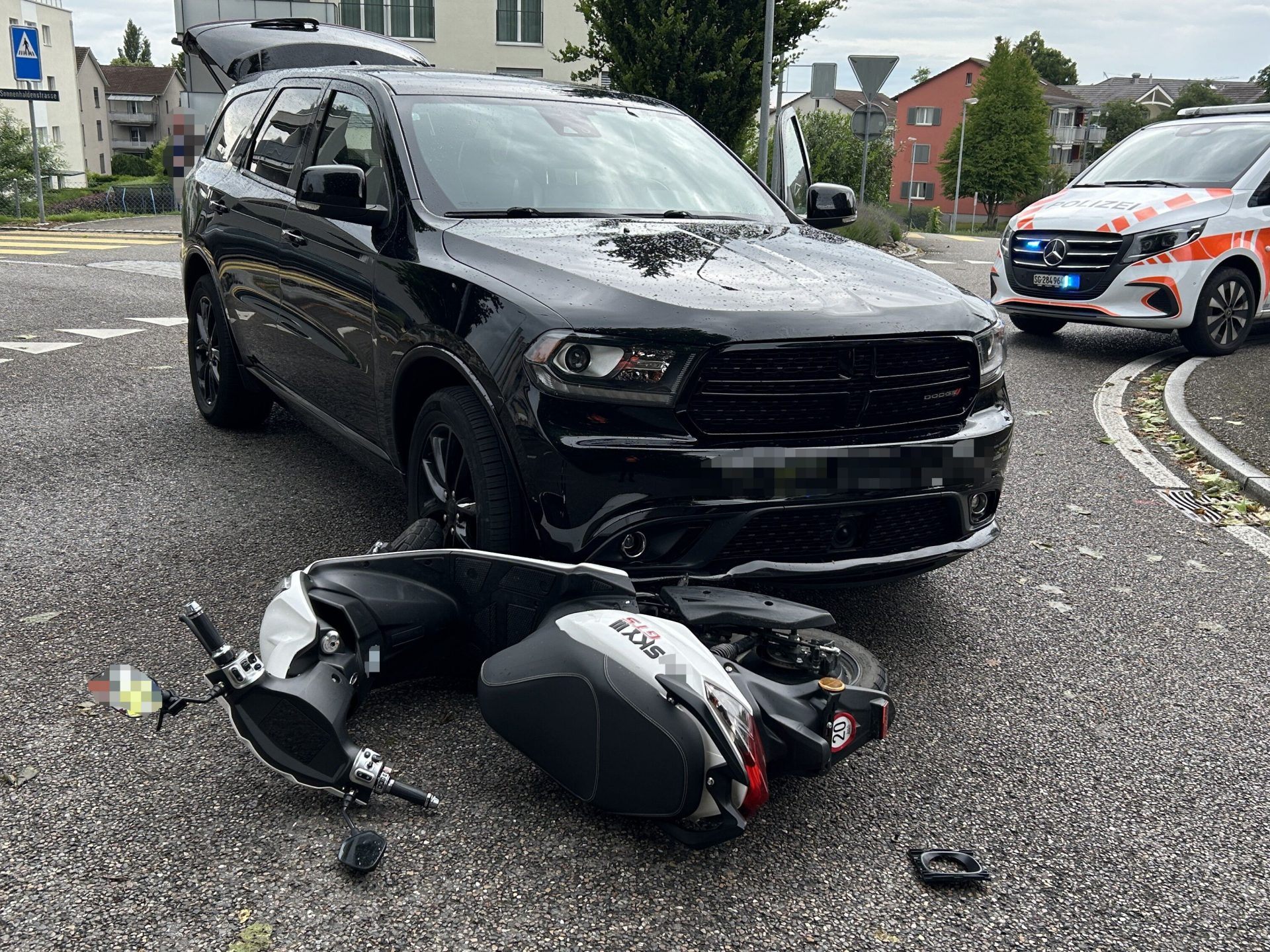 Bei dem Unfall wurde eine 20-Jährige verletzt.