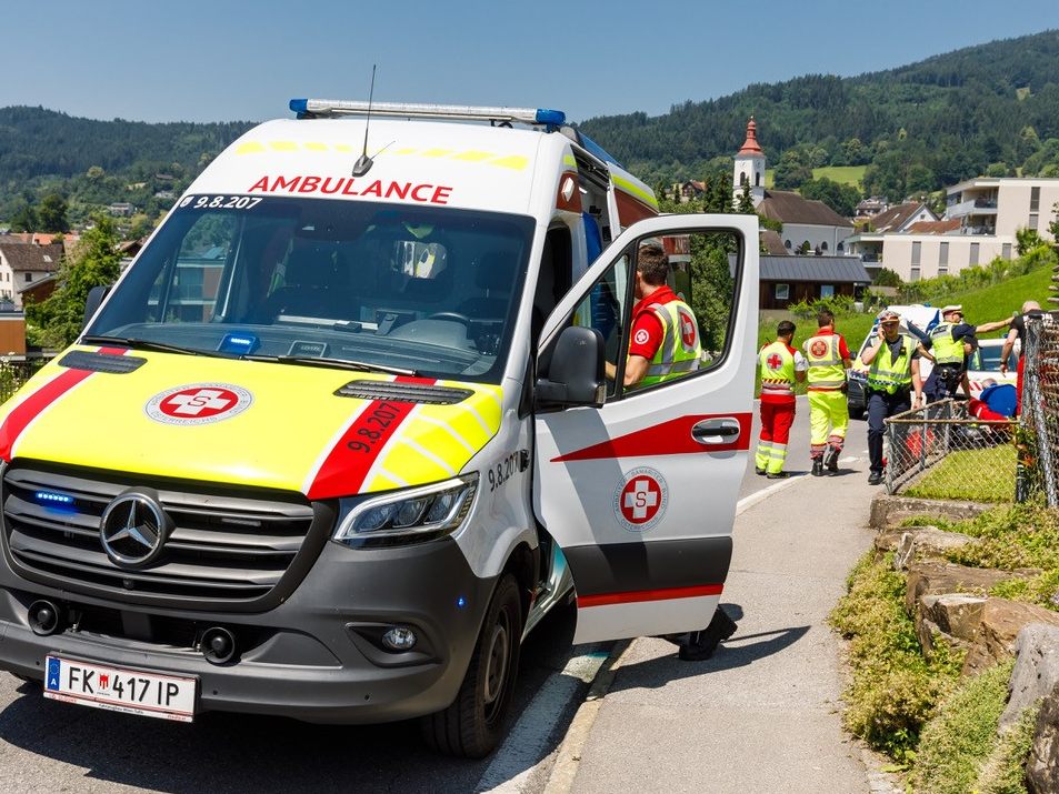 Schwerer Motorradunfall in Satteins