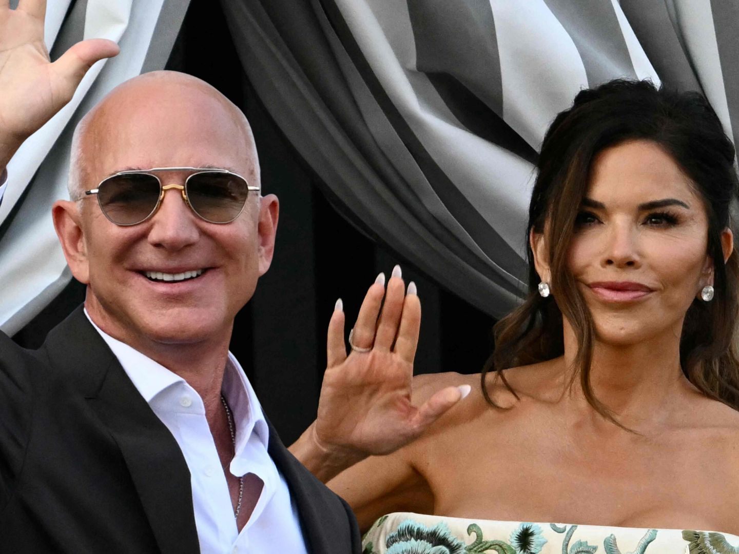 US-Milliardär und Lauren Sánchez haben sich das Ja-Wort gegeben - Proteste am Nachmittag geplant
