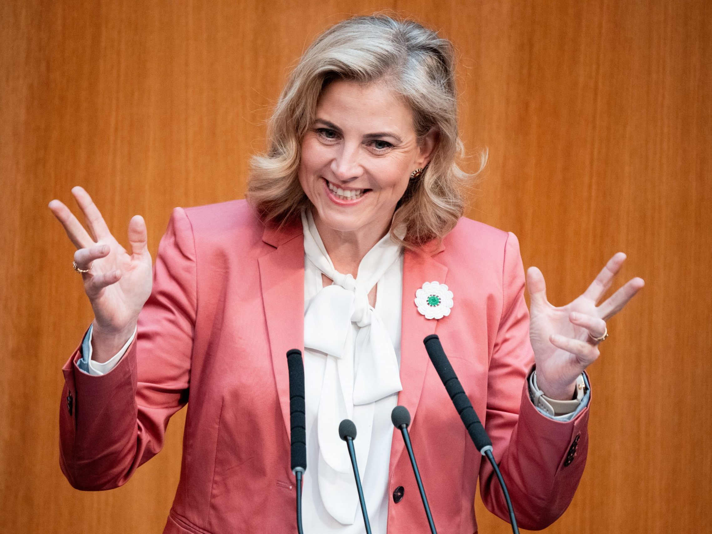 USA-Reise: Österreichs Außenministerin auf diplomatischer Mission