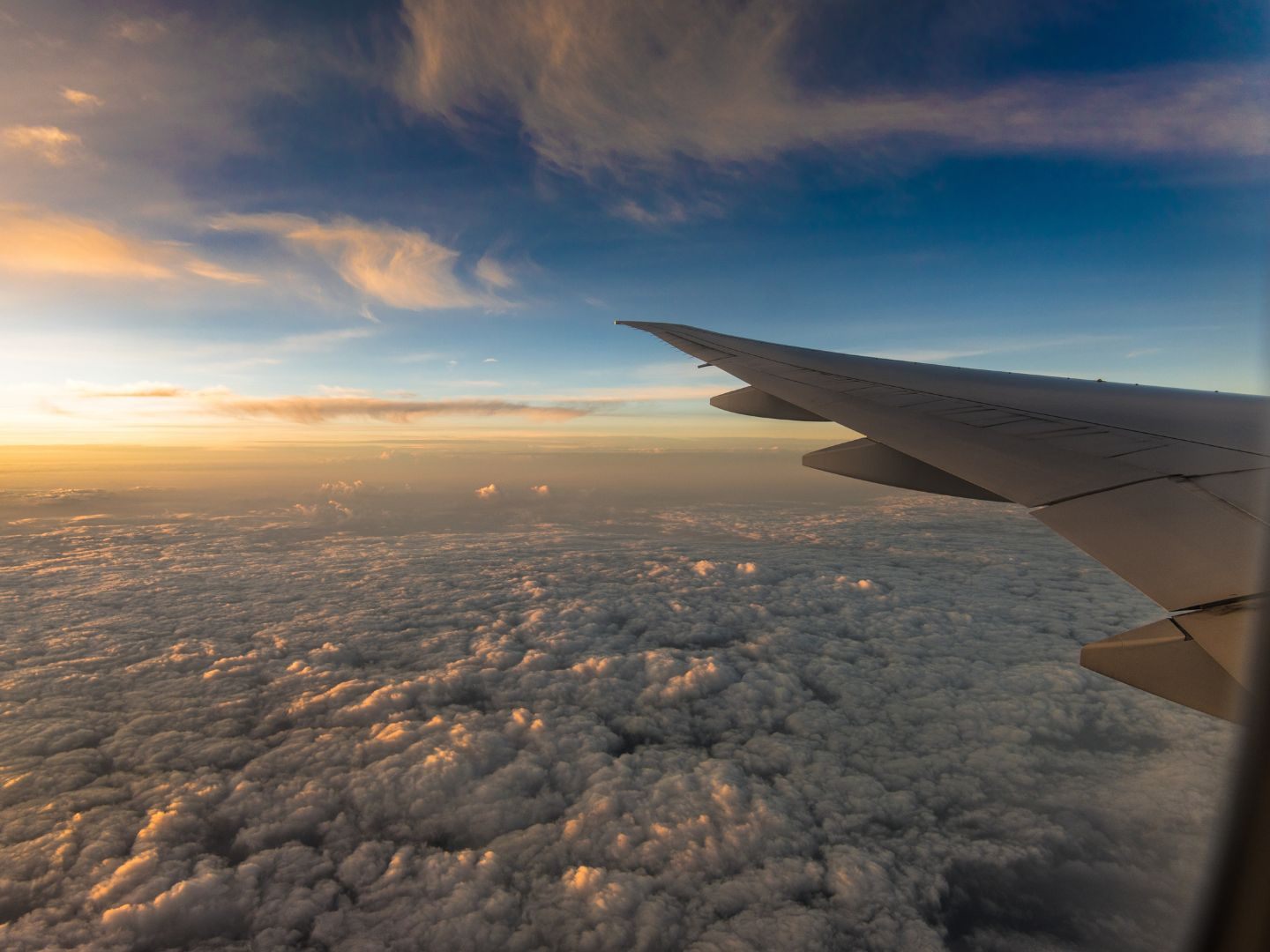 Warum Sonnenschutz auch über den Wolken zählt