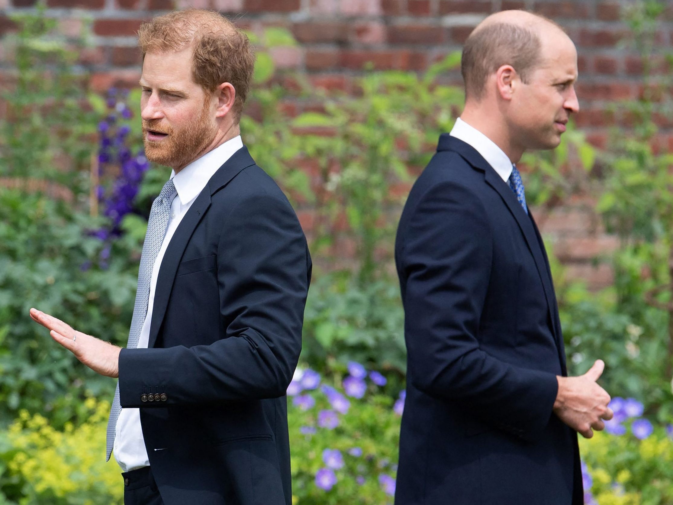Cousine von Prinz William (r.) und Prinz Harry (l.) stirbt mit 20 Jahren.