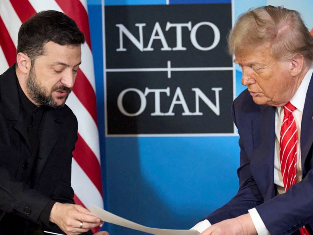 Die USA sollen Kiew NATO-ähnliche Garantien zugesichert haben (im Bild rechts: Treffen zwischen Zelenskyj und Trump beim NATO-Gipfel im Juni 2025).