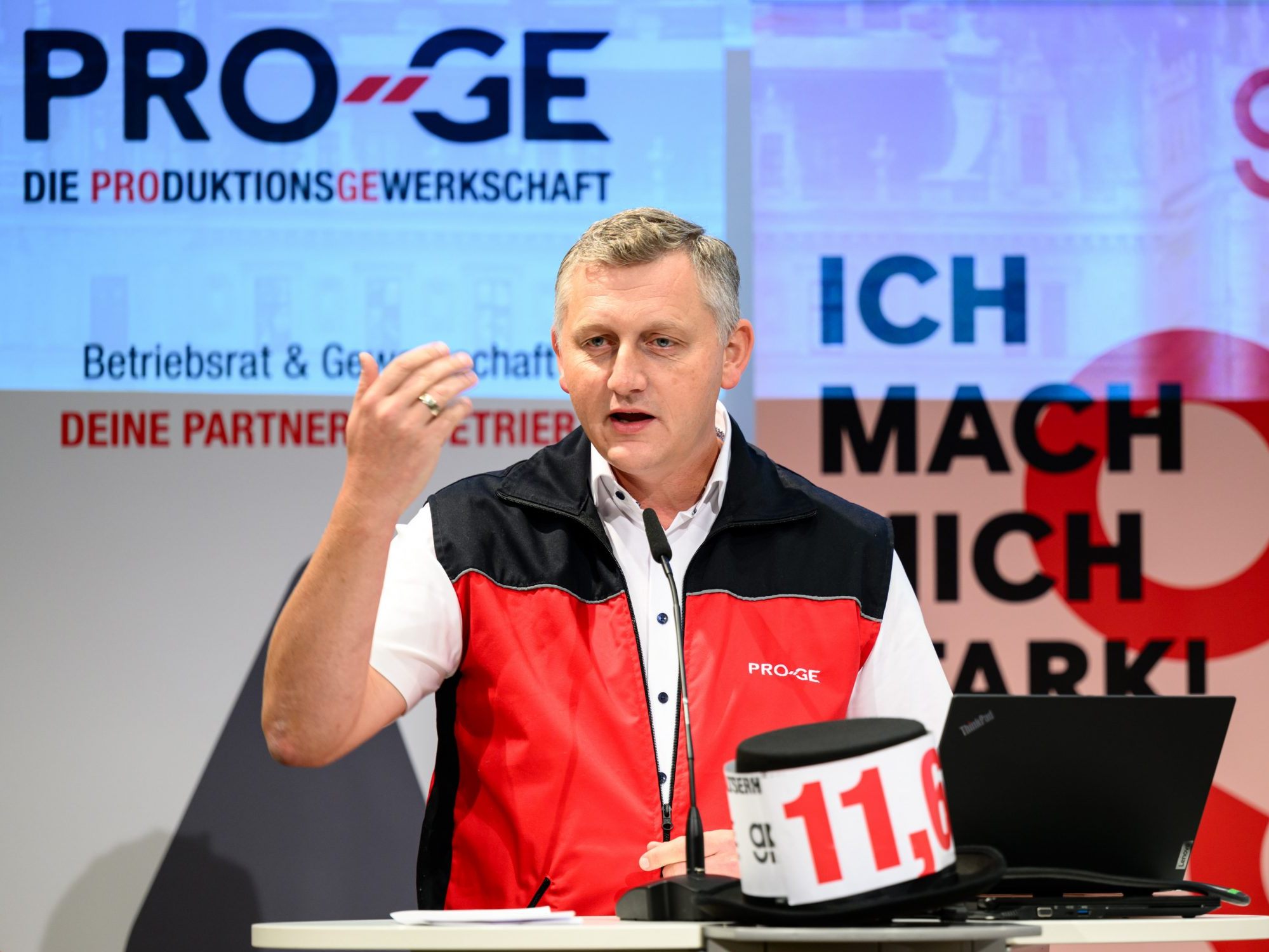 Metaller-KV: Lohnrunde startet mit klaren Fronten