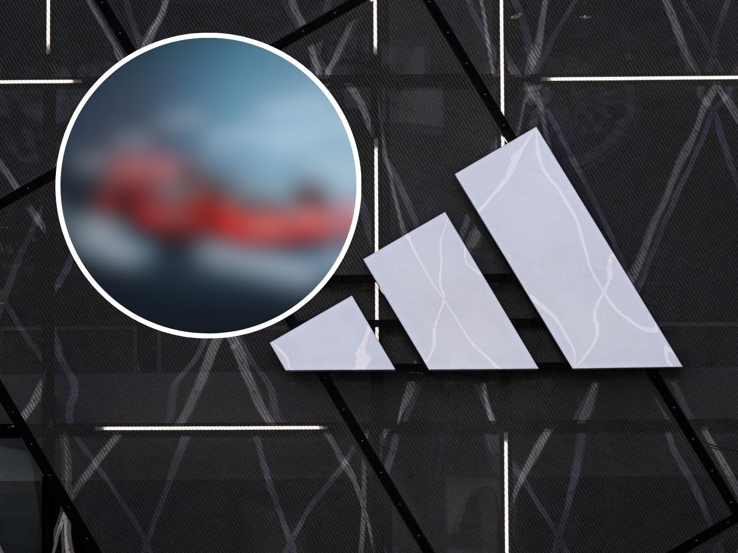 Adidas kündigt neuen millionenschweren Ausrüstungsdeal an.