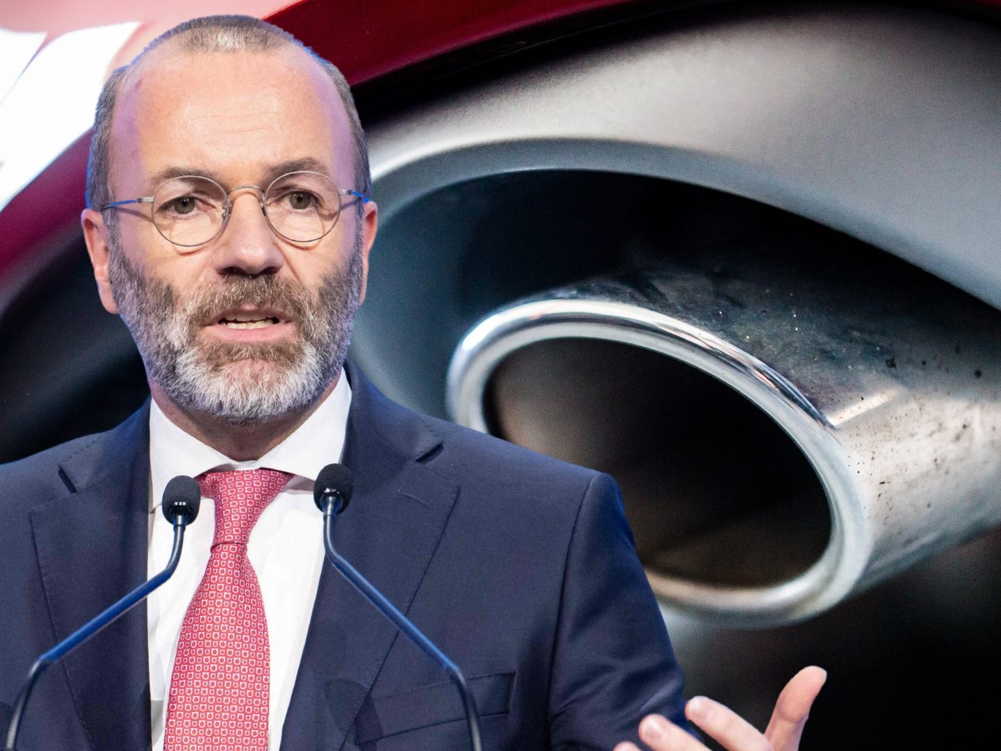 EVP-Chef Manfred Weber will das von der EU beschlossene Aus für Verbrennungsmotoren kippen und setzt auf technologische Offenheit in der Klimapolitik.
