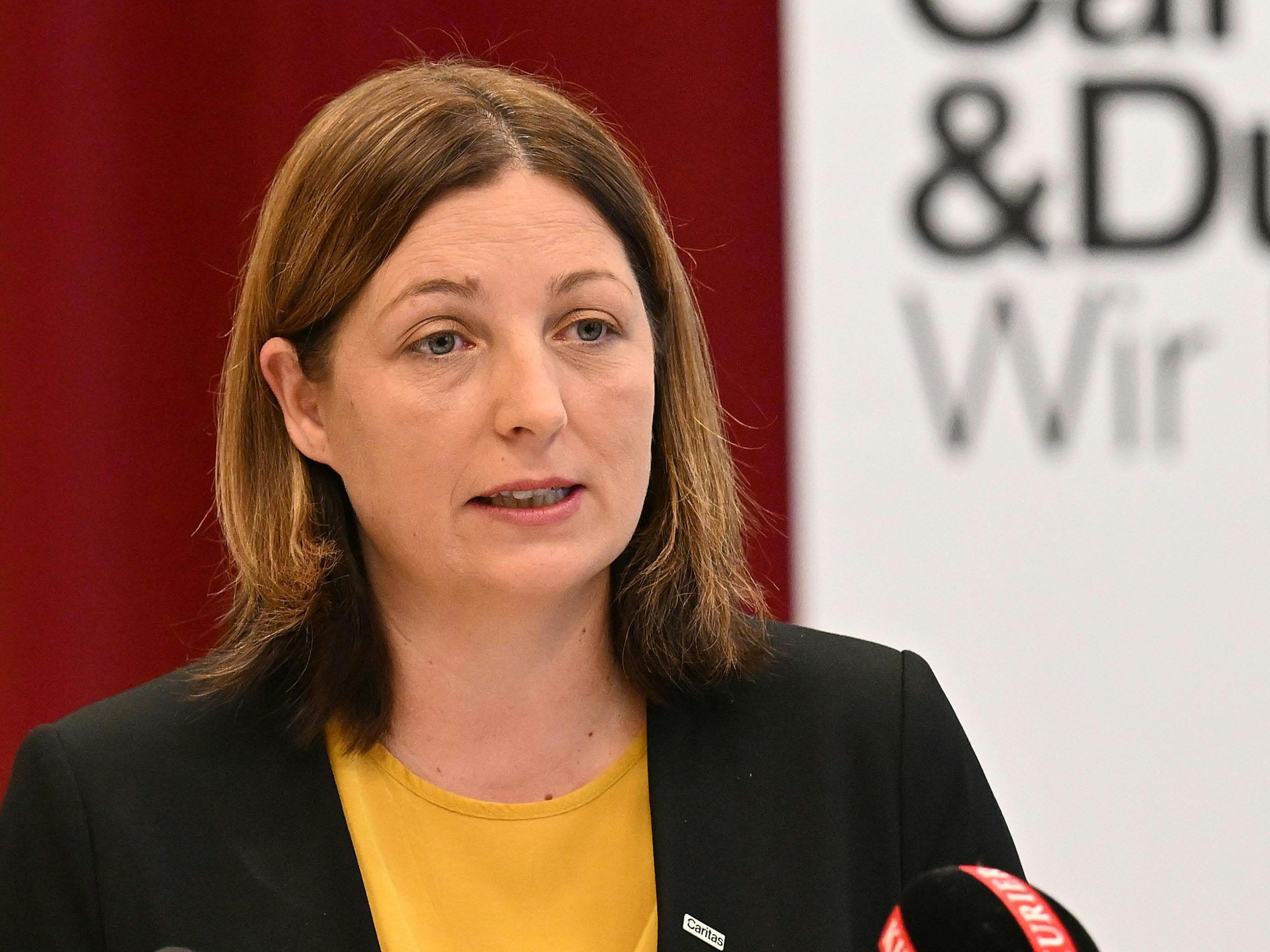 Die designierte Caritas-Präsidentin Nora Tödtling-Musenbichler am 24. November 2023 bei einer Pressekonferenz der Caritas in Wien zum Ausblick auf ihre bevorstehende Präsidentschaft.