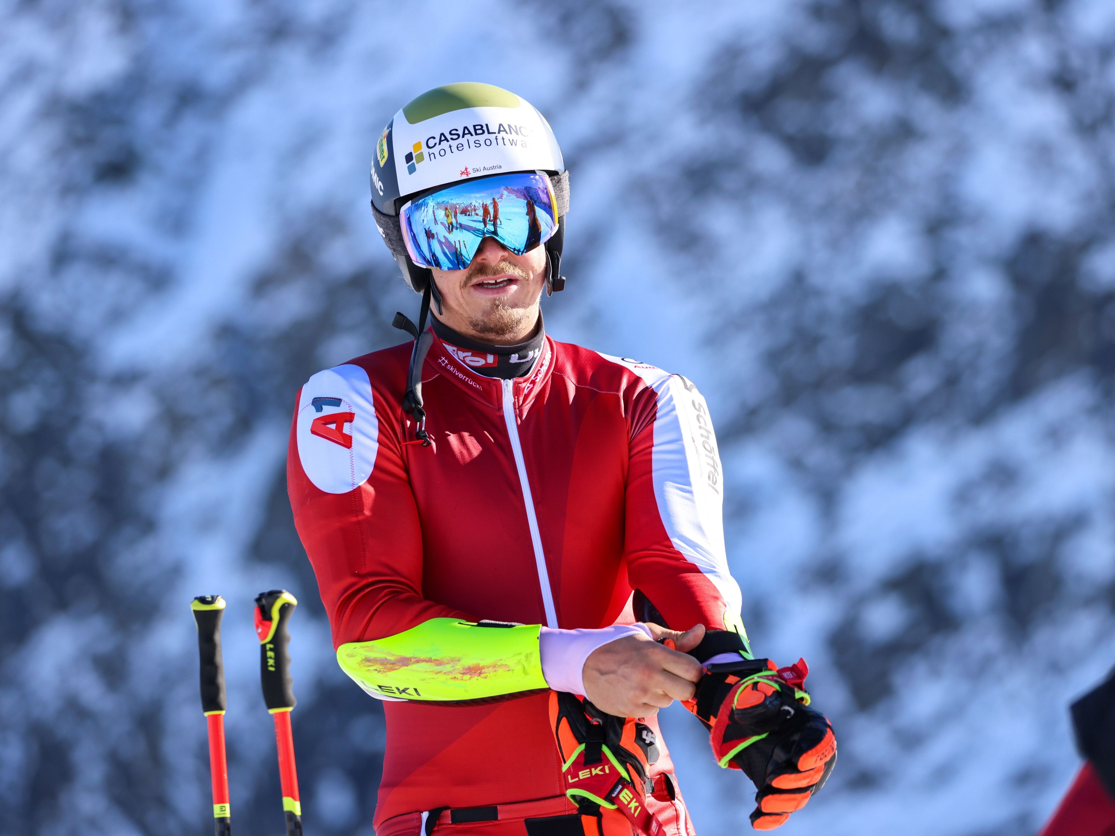 Manuel Feller muss gezwungenermaßen eine Trainingspause vor dem Saisonauftakt in Sölden einlegen.