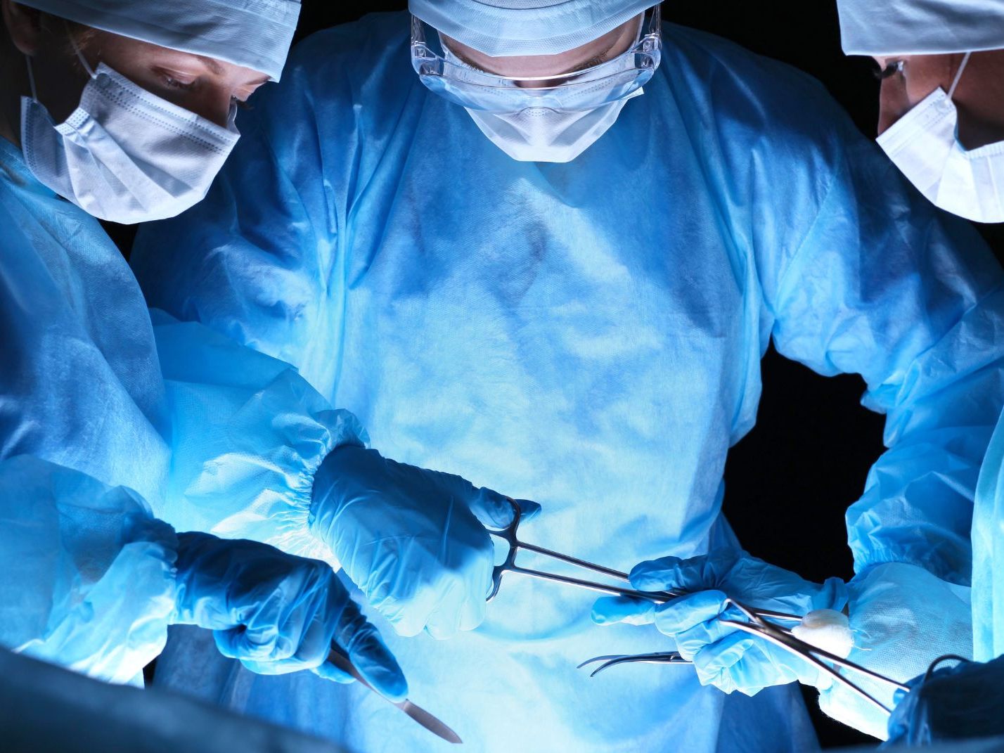 Junger Patient nach Herztransplantation in gutem Zustand (Symbolbild)