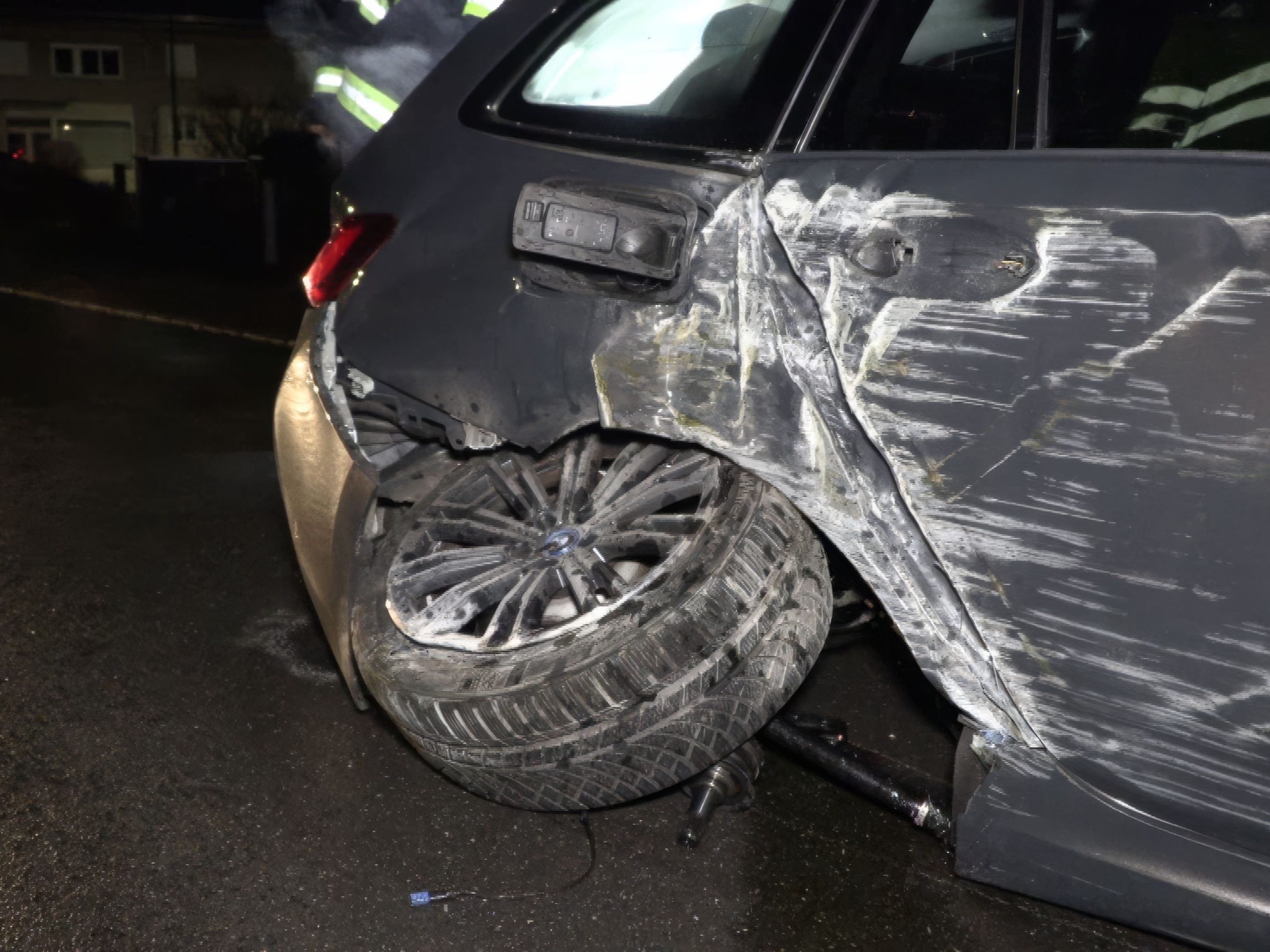 Glatteis sorgte in Dornbirn für einen Verkehrsunfall.
