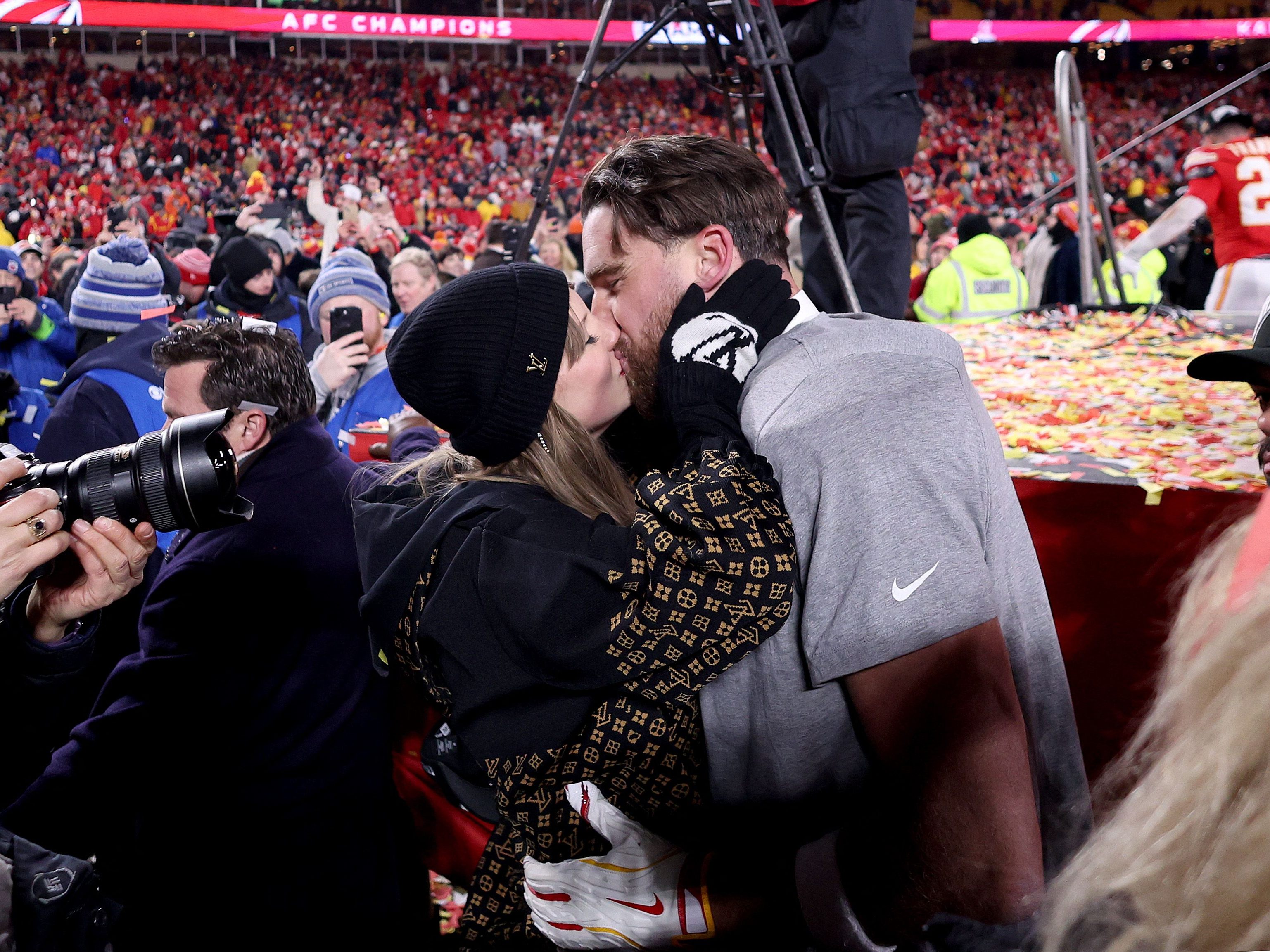 Taylor Swift heiratet Travis Kelce am 13. Juni 2026 im „Ocean House“ in Rhode Island.