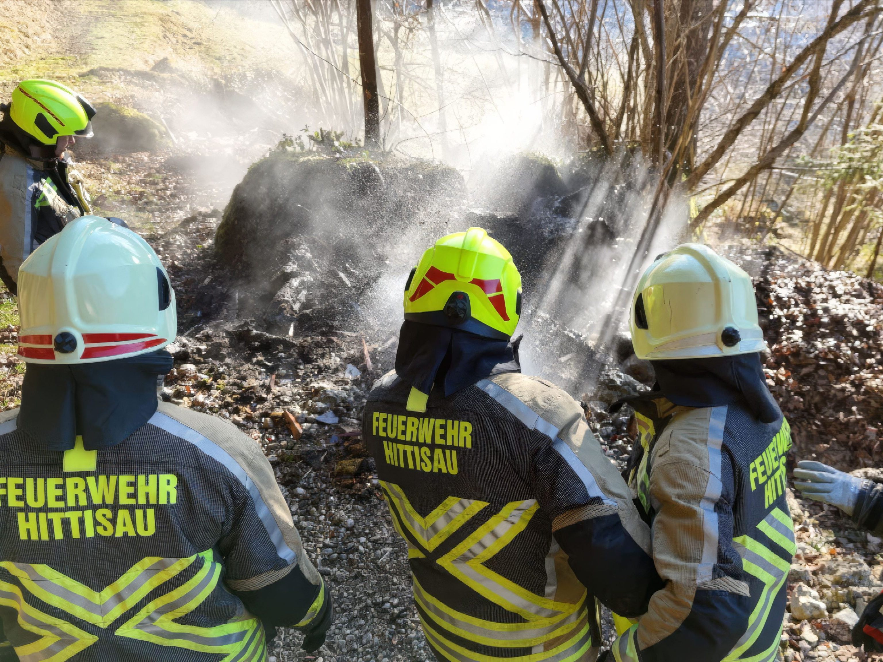 Waldbrand bei Hittisau sorgt für Feuerwehreinsatz