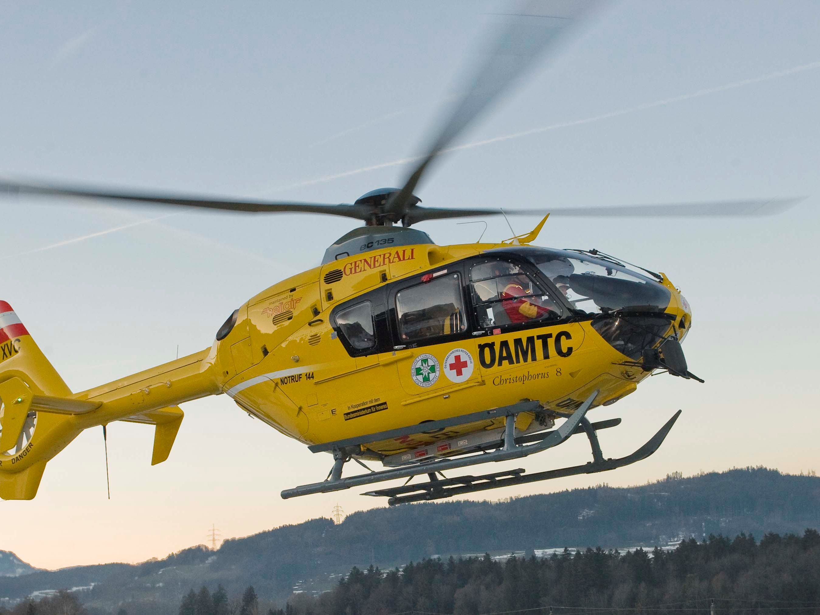 Alpinunfall im Kleinwalsertal: Frau bei Skitour verletzt