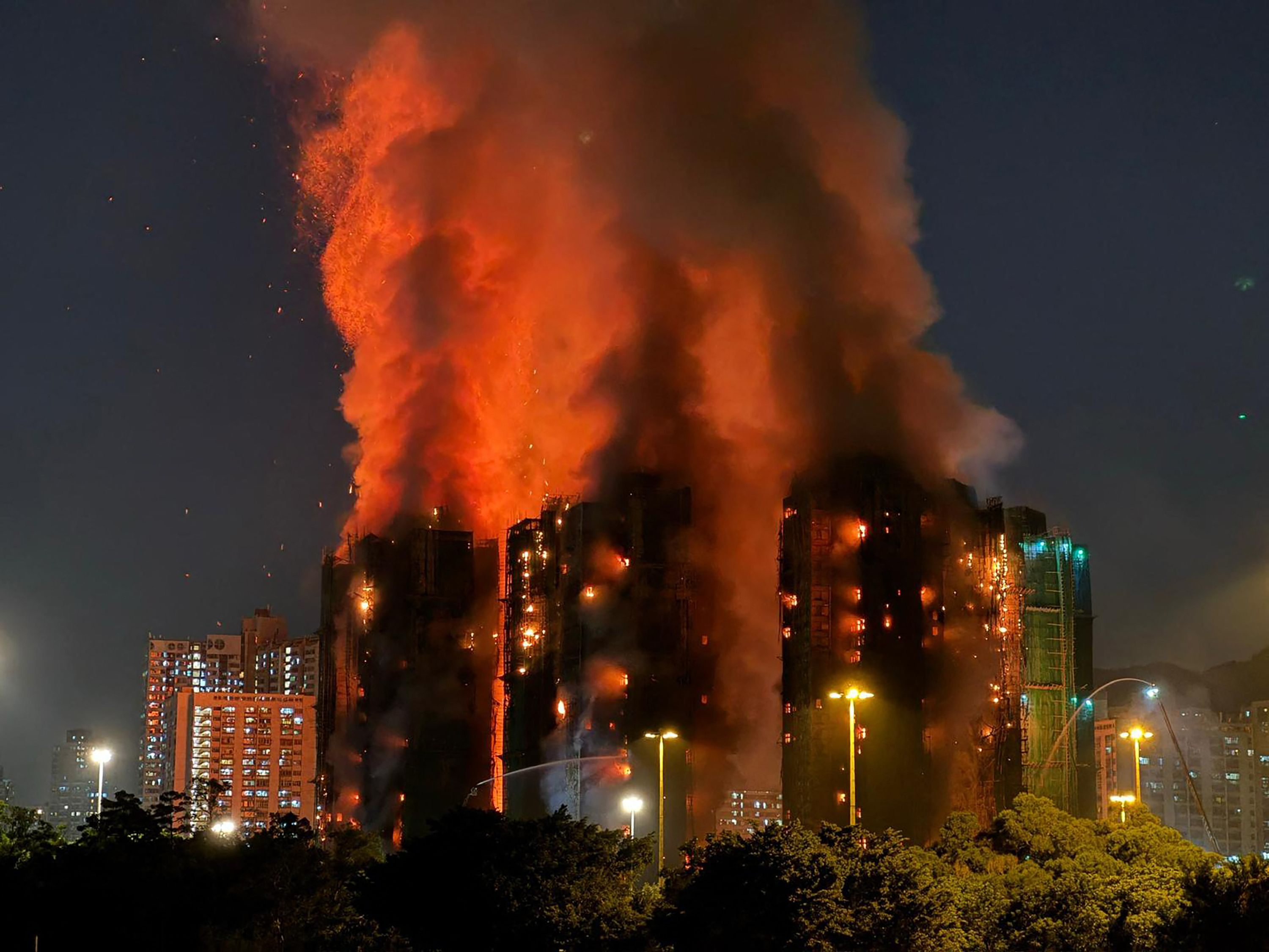 Brandschutz-Mängel nach tödlichem Inferno in Hongkong festgestellt.