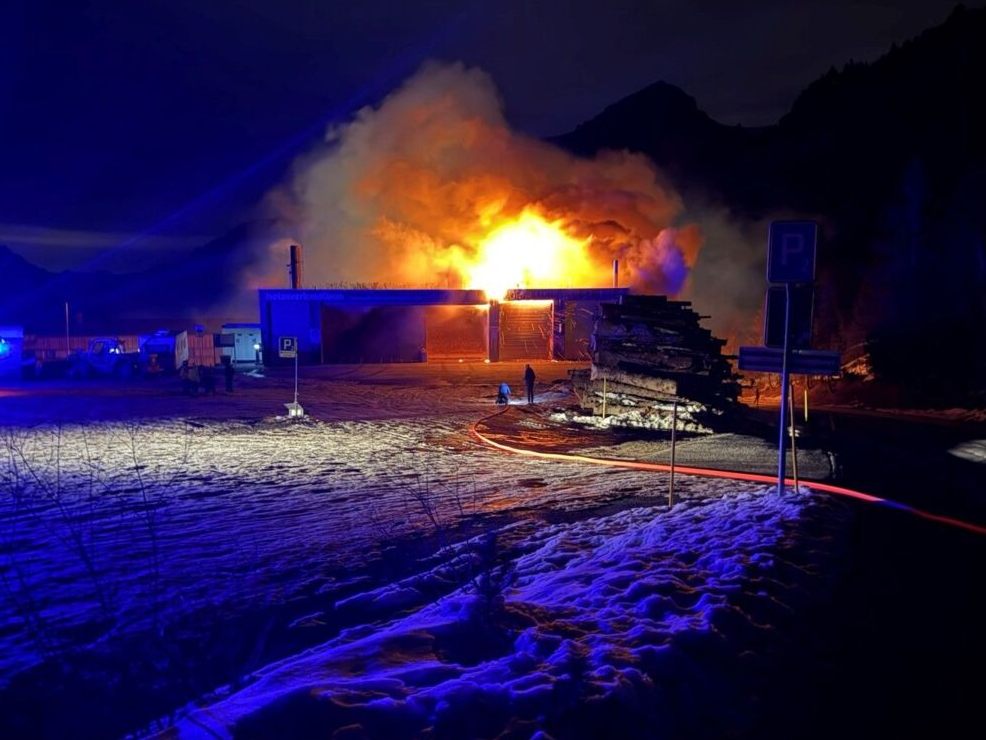 Holzheizkraftwerk in Malbun-Triesenberg stand in der Nacht auf Mittwoch in Flammen.