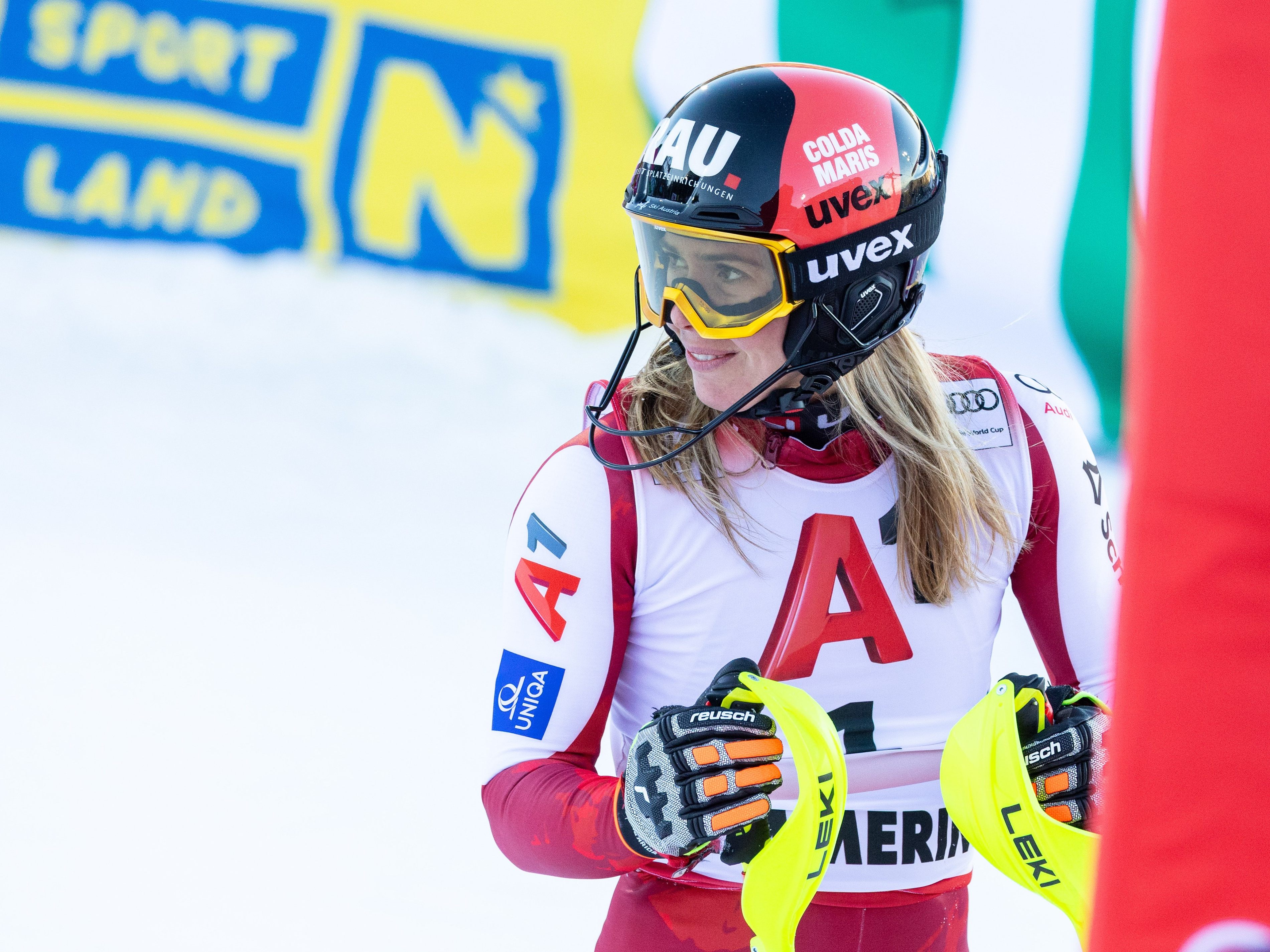 Österreichs Damen stark: Zwei ÖSV-Läuferinnen in den Top 6.
