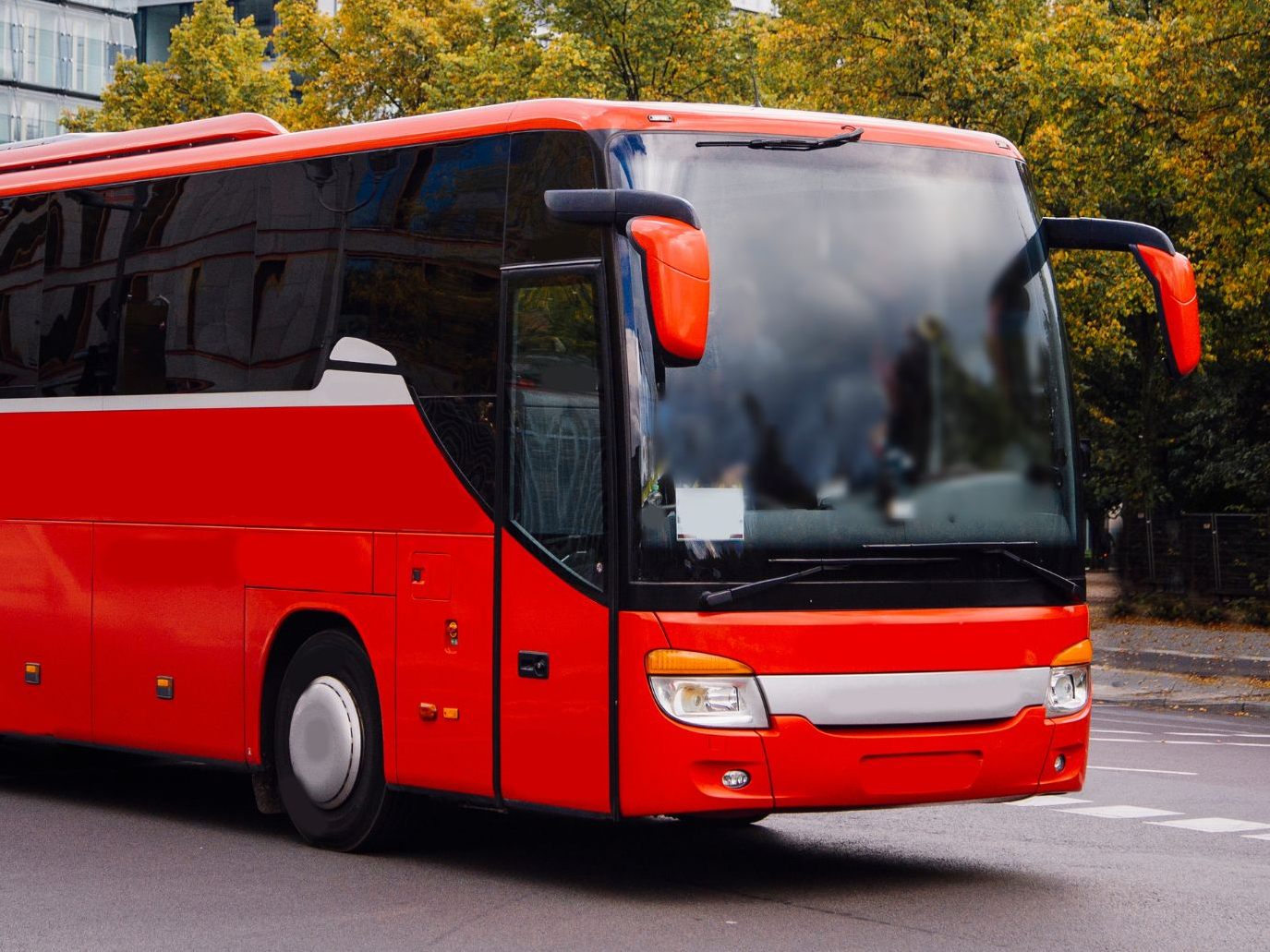 Luxus-Bus vom Hof gestohlen (SYMBOLBILD)