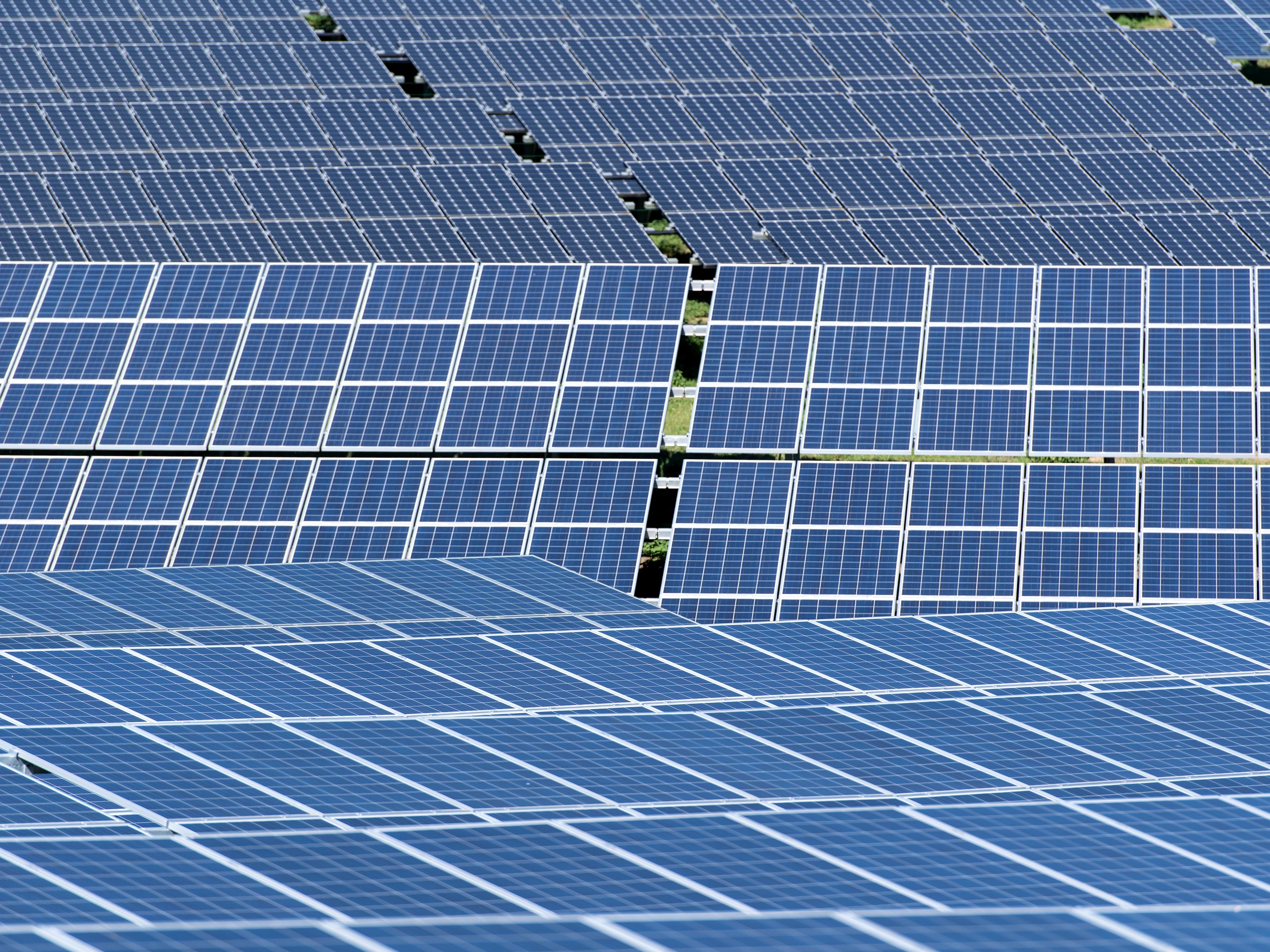94 Hektar groß ist die schwimmende Solaranlage in China. (Symbolbild)