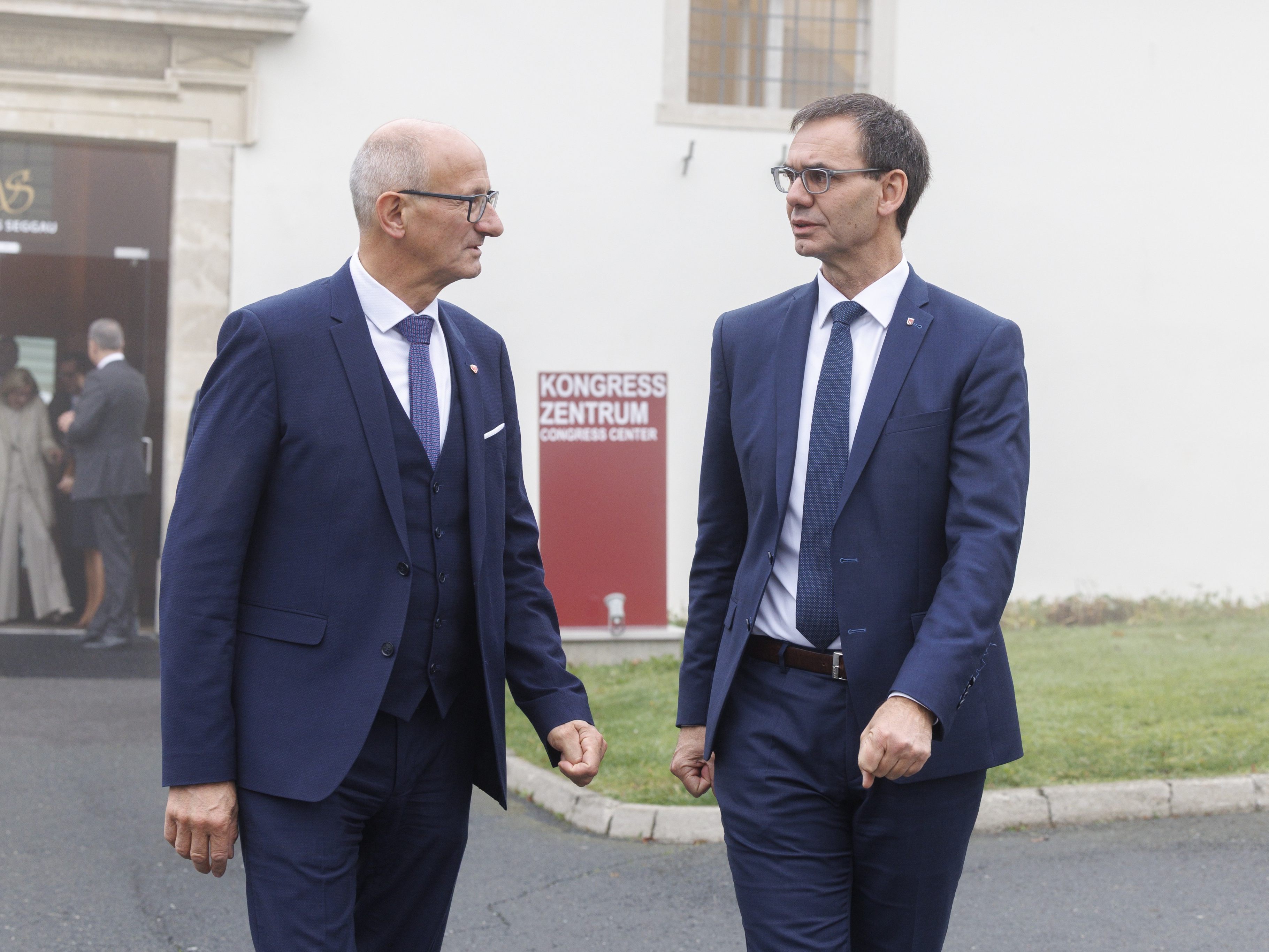 Länderchefs pochen auf Strukturwandel