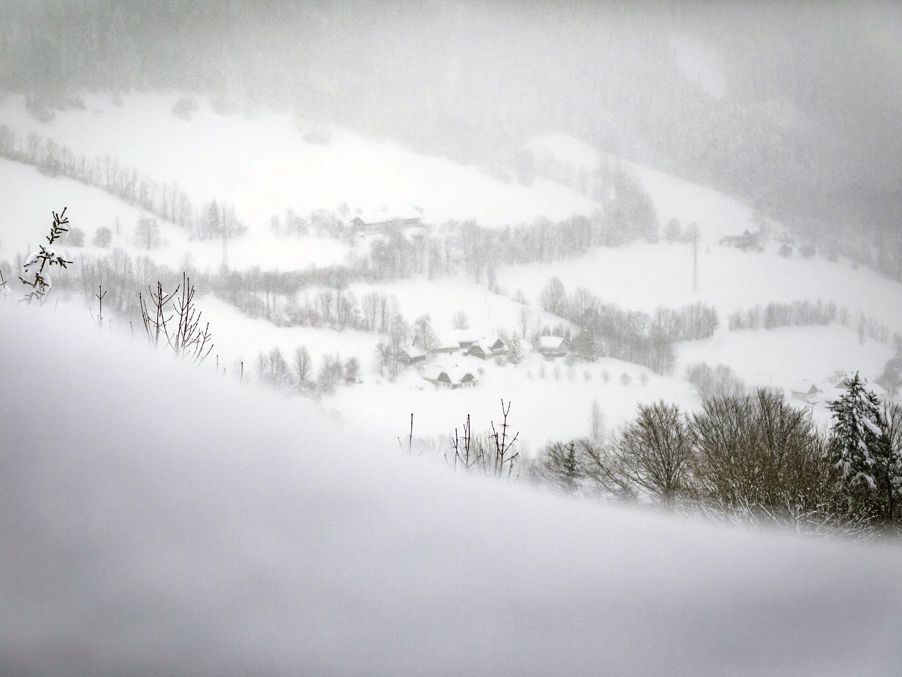 Lawinenabgang in freiem Skiraum bei Tschagguns