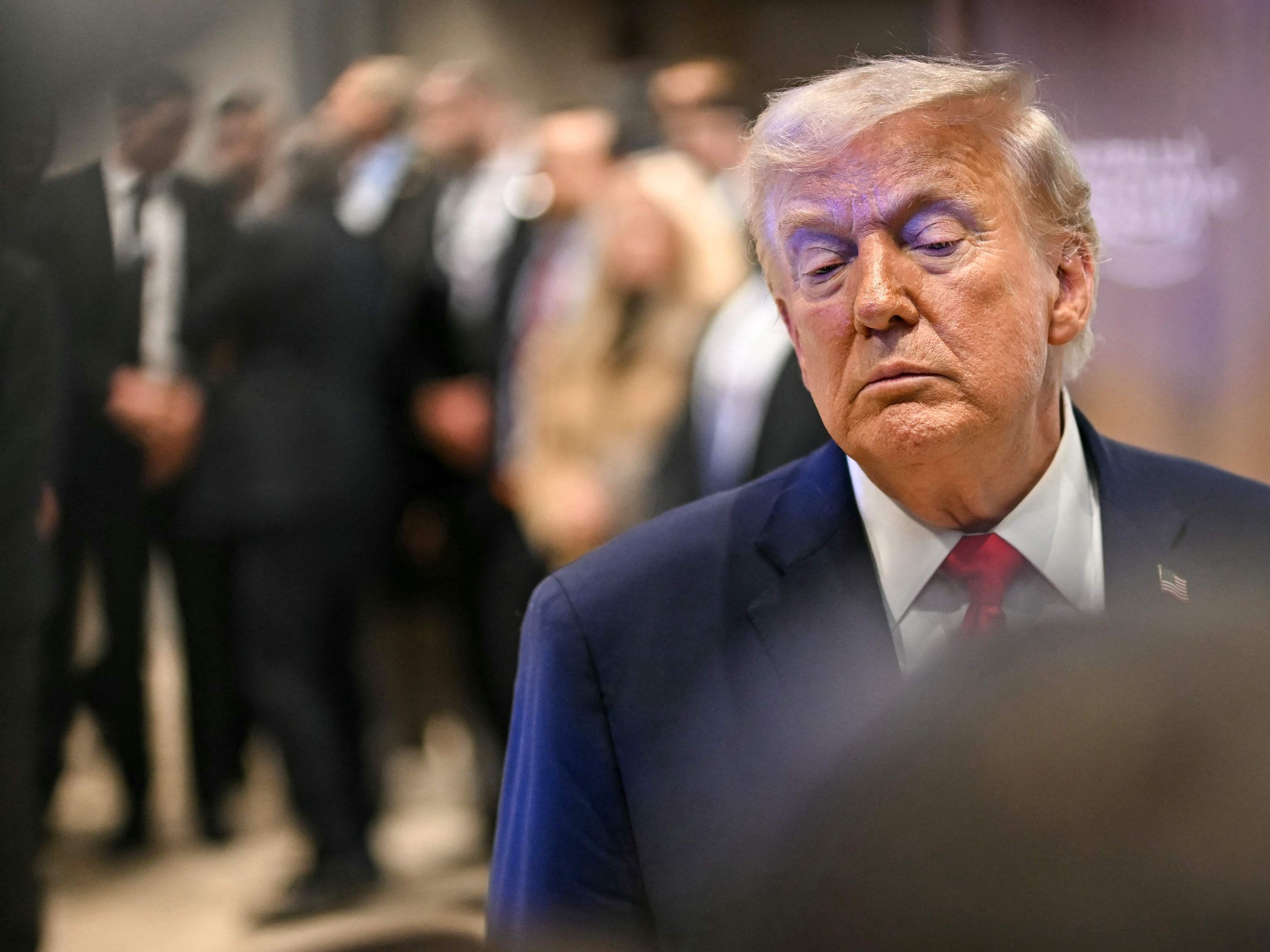 Trump sorgt mit Island-Grönland-Verwechslung für Kopfschütteln.