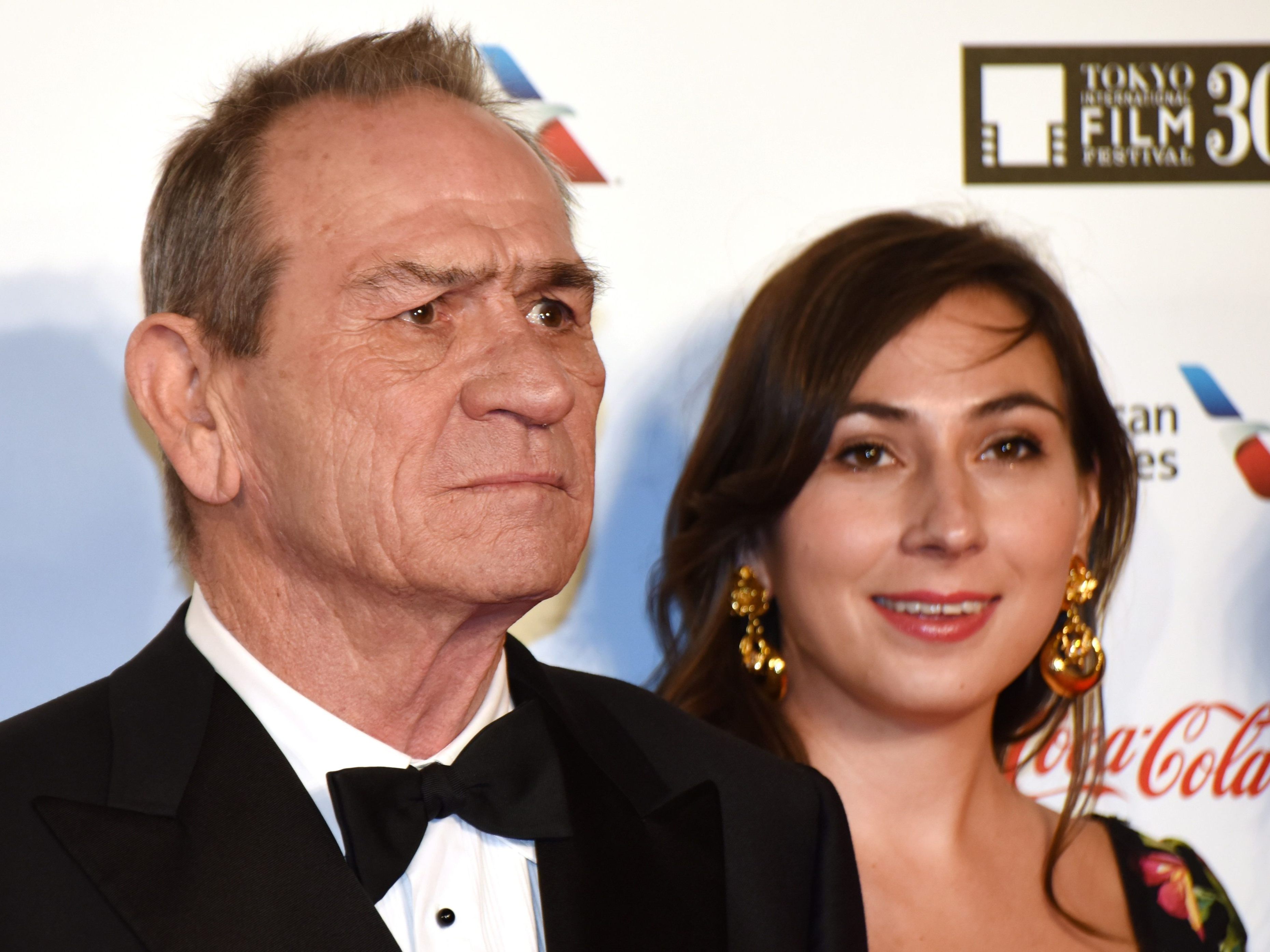 Tommy Lee Jones mit seiner Tochter Victoria. Die 34-Jährige wurde leblos in einem Hotel in San Francisco aufgefunden.