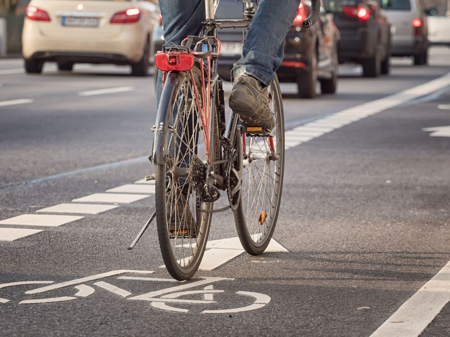 Mehr Unfälle, mehr Tote: Radfahren wird zum Sicherheitsproblem.