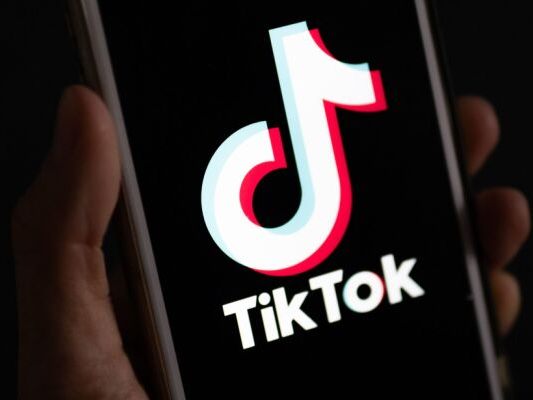 EU-Kommission warnt vot TikTok
