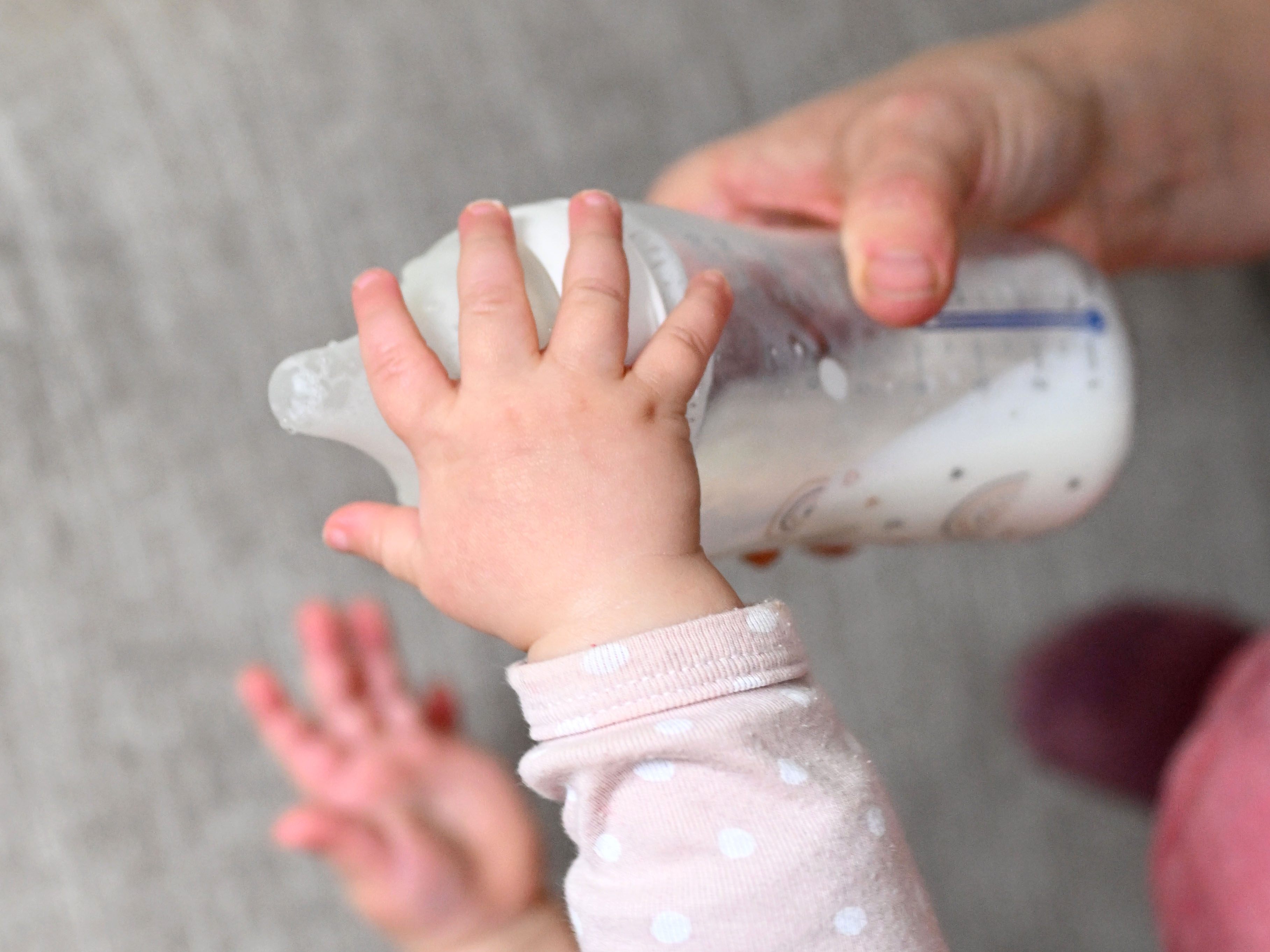 Nach Schadstoff-Fund: Schwerpunktaktion bei Babynahrung gestartet.