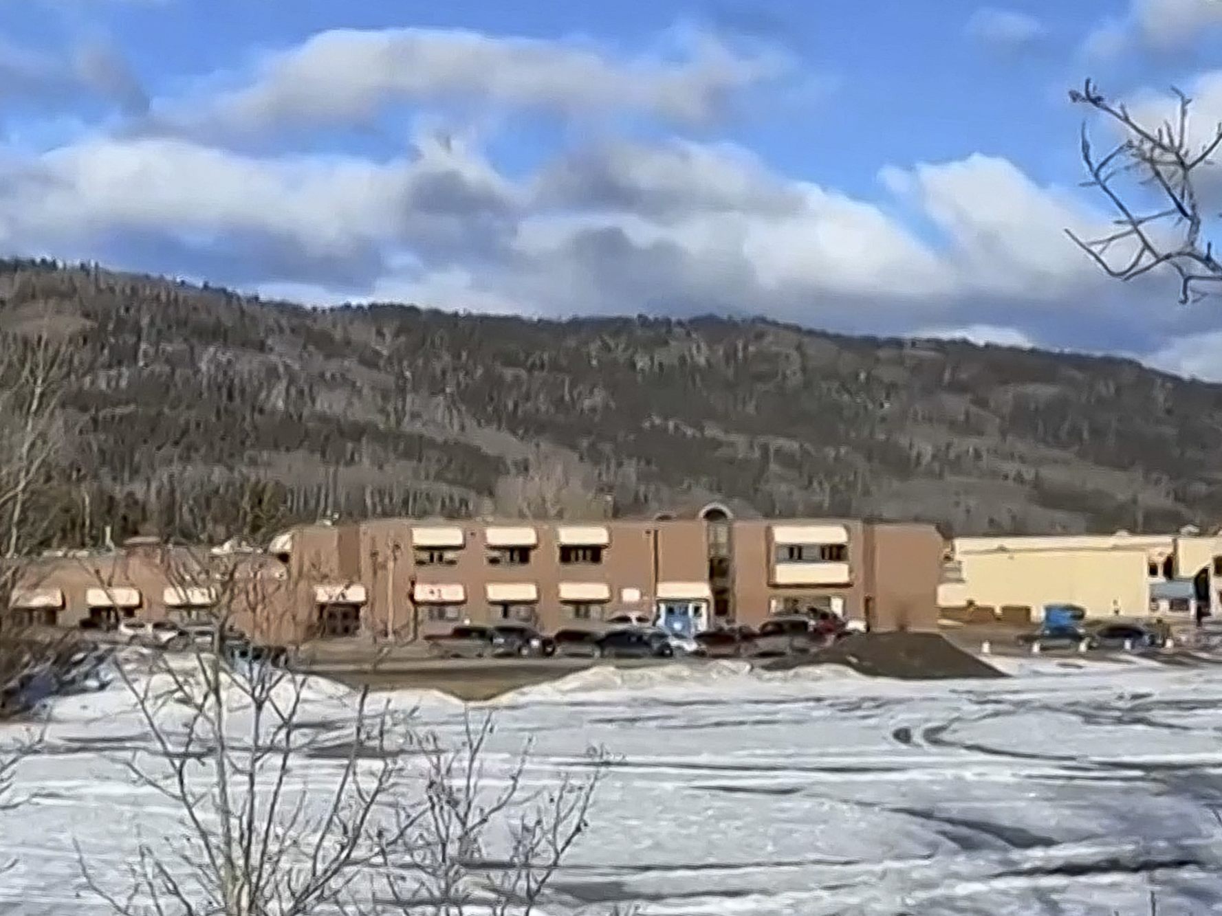 Opfer in Schule (Bild) und Wohnhaus in British Columbia.