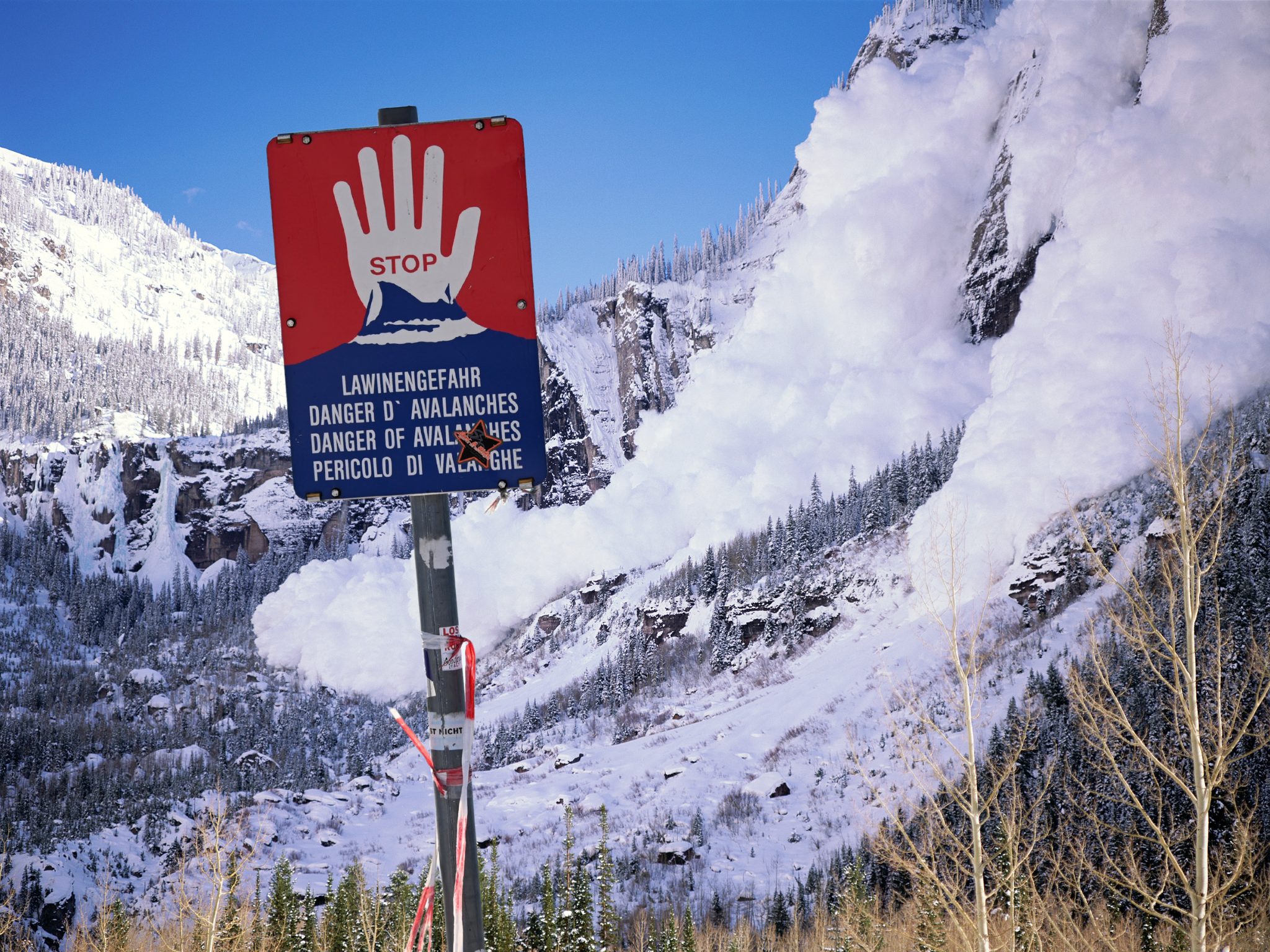 Tödliche Lawinen in den Alpen – Lage weiter angespannt.