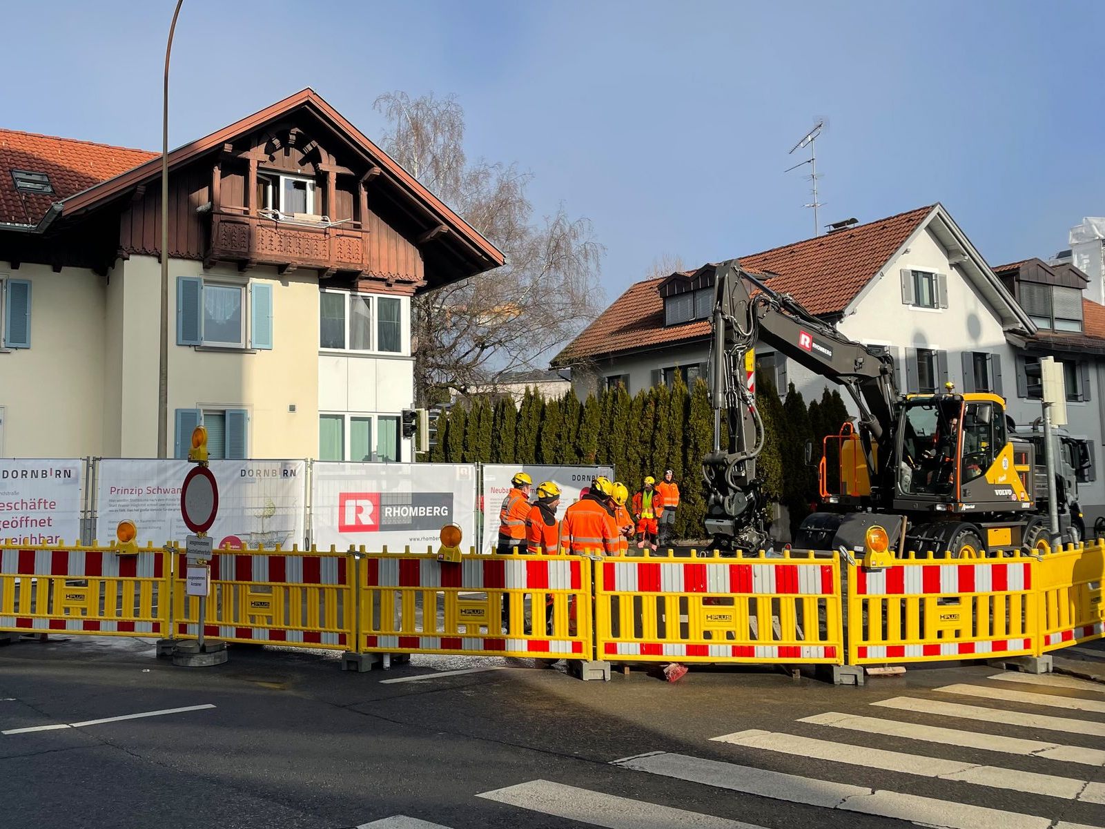 Mit dem Baustart in der Moosmahdstraße beginnt in Dornbirn ein zweijähriges Infrastrukturprojekt.