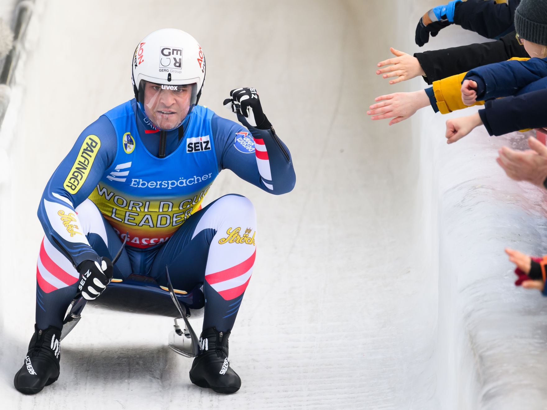 Der Olympia-Zweite Jonas Müller hat in seinem letzten Saisonrennen im Kunstbahnrodel-Weltcup in St. Moritz Rang drei belegt.