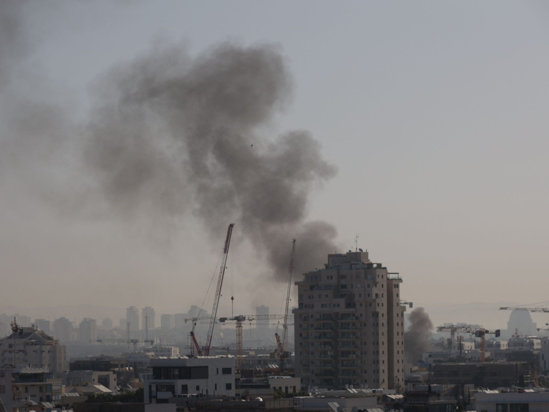 Erneut Raketenangriffe in Tel Aviv.