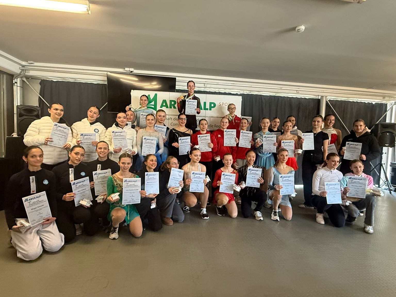 Im Rahmen der traditionsreichen Arge Alp Spiele trafen sich junge SportlerInnen aus zehn Alpenregionen, um in spannenden Bewerben ihr Können unter Beweis zu stellen.