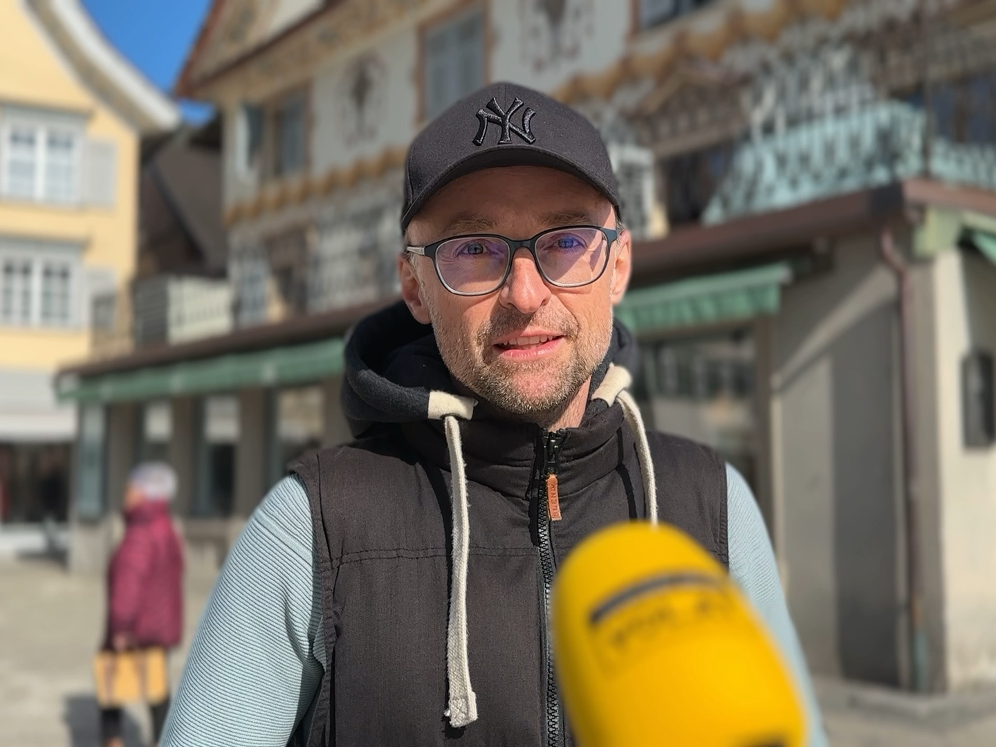 Bild (2)umfragebargeld.jpg.jpg