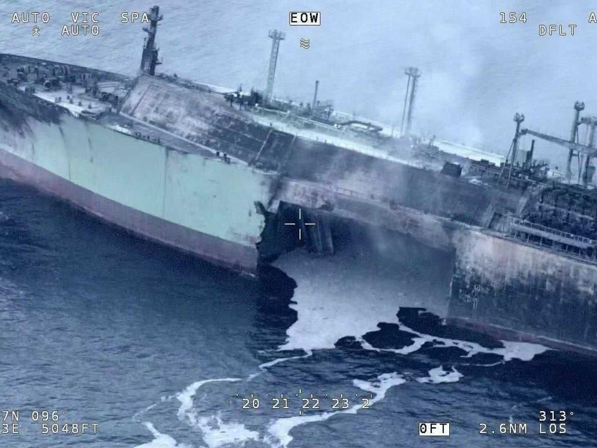 Russland wirft der Ukraine einen Drohnenangriff auf die "Arctic Metagaz" vor.