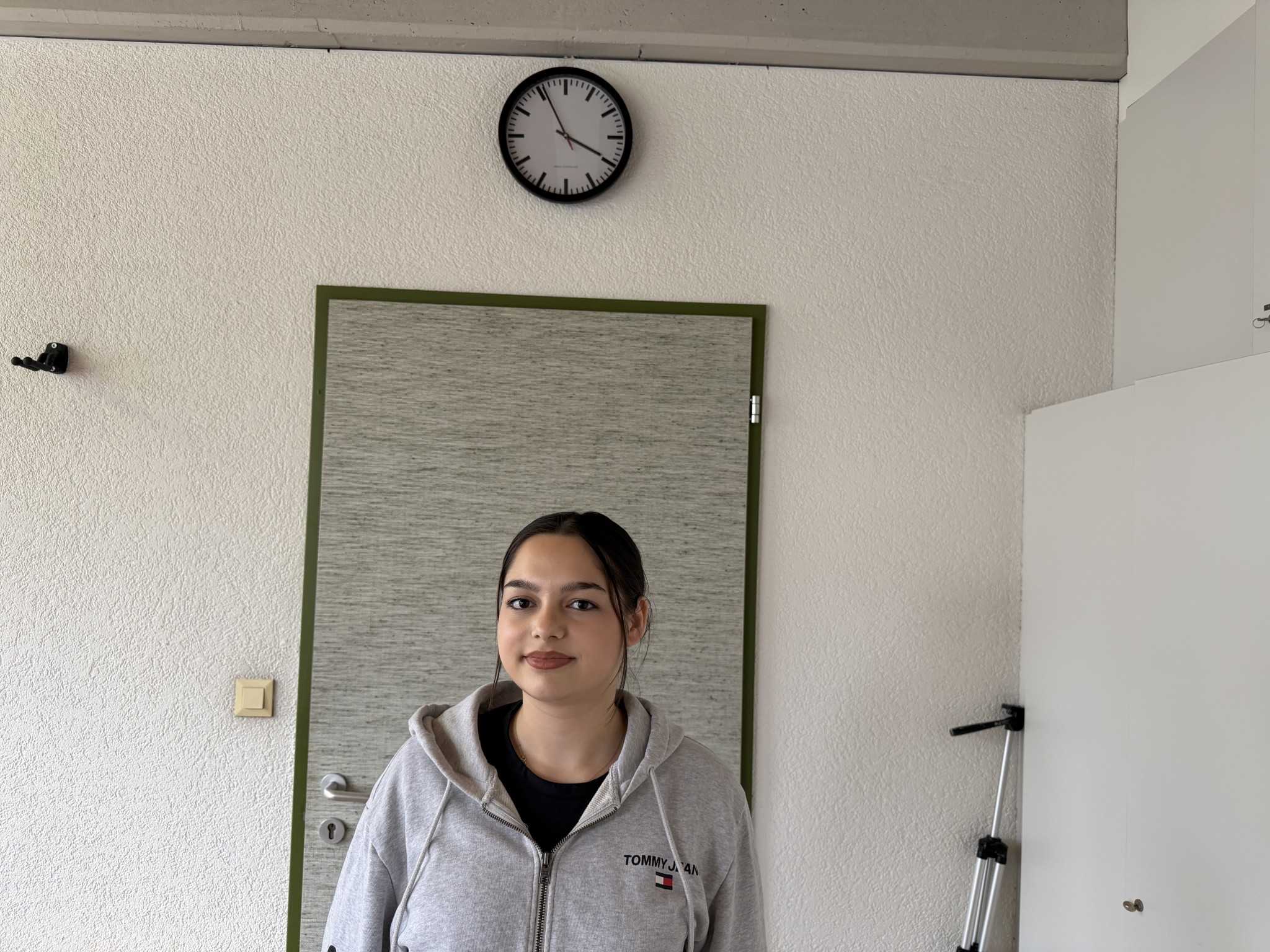 "Ich kenne viele, die eine analoge Uhr tragen, sie aber nicht lesen können", sagt Sophia. 