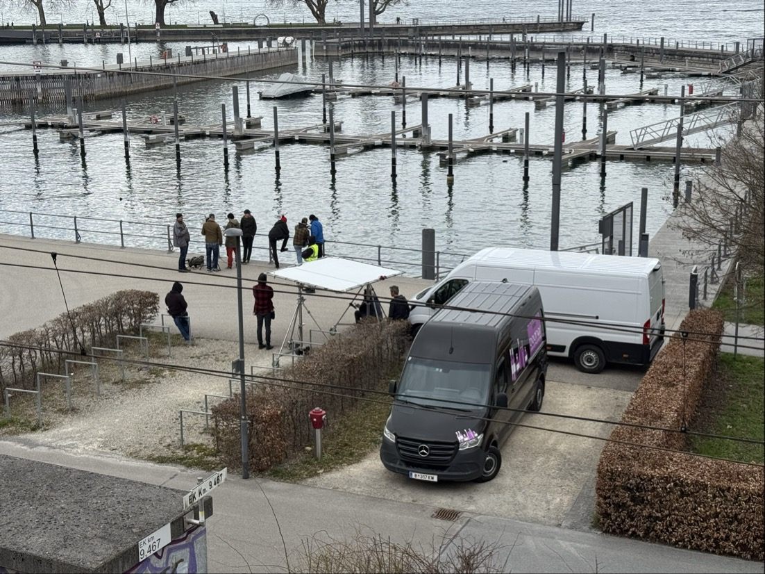 Ein Leser beobachtete Dreharbeiten am Hafen.