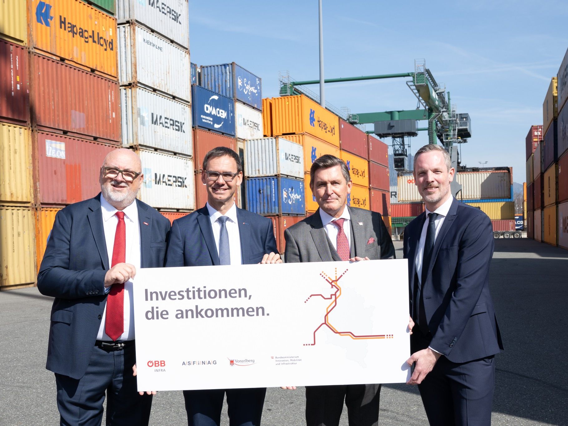 Beim Infrastrukturgipfel in Wolfurt stellten Landeshauptmann Markus Wallner, Verkehrsminister Peter Hanke sowie die Chefs von ÖBB und Asfinag Investitionen von rund 1,1 Milliarden Euro bis 2031 in Aussicht.