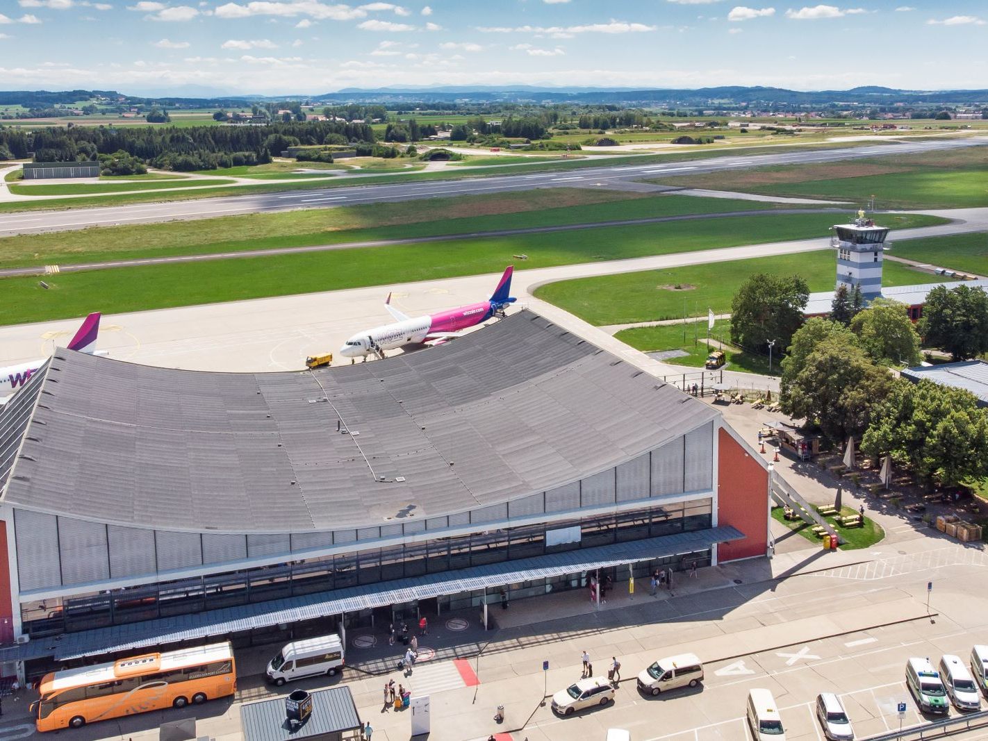 Der Flughafen musste geräumt werden.