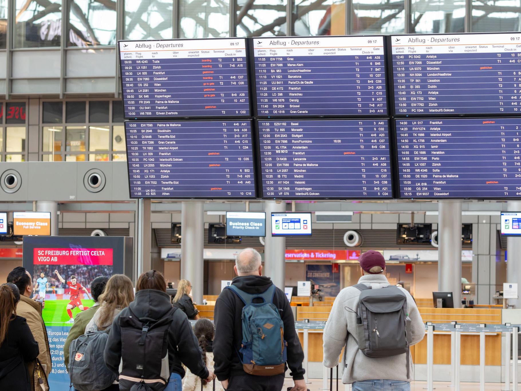 Piloten der Lufthansa-Gruppe streiken von 7. bis 8. April 2026. Tausende Flüge könnten betroffen sein. Welche Airlines involviert sind – und welche Verbindungen trotzdem stattfinden.