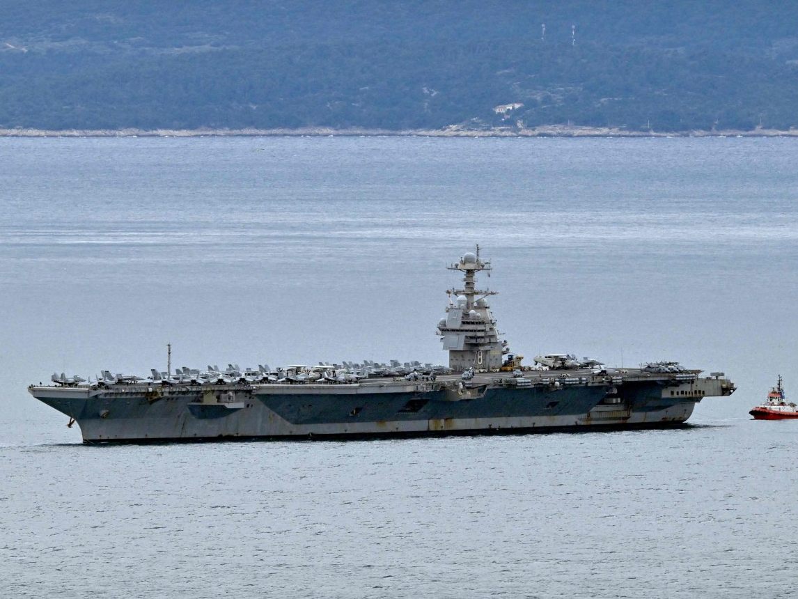 Panne auf Mega-Träger: US-Marine bleibt länger in der Adria