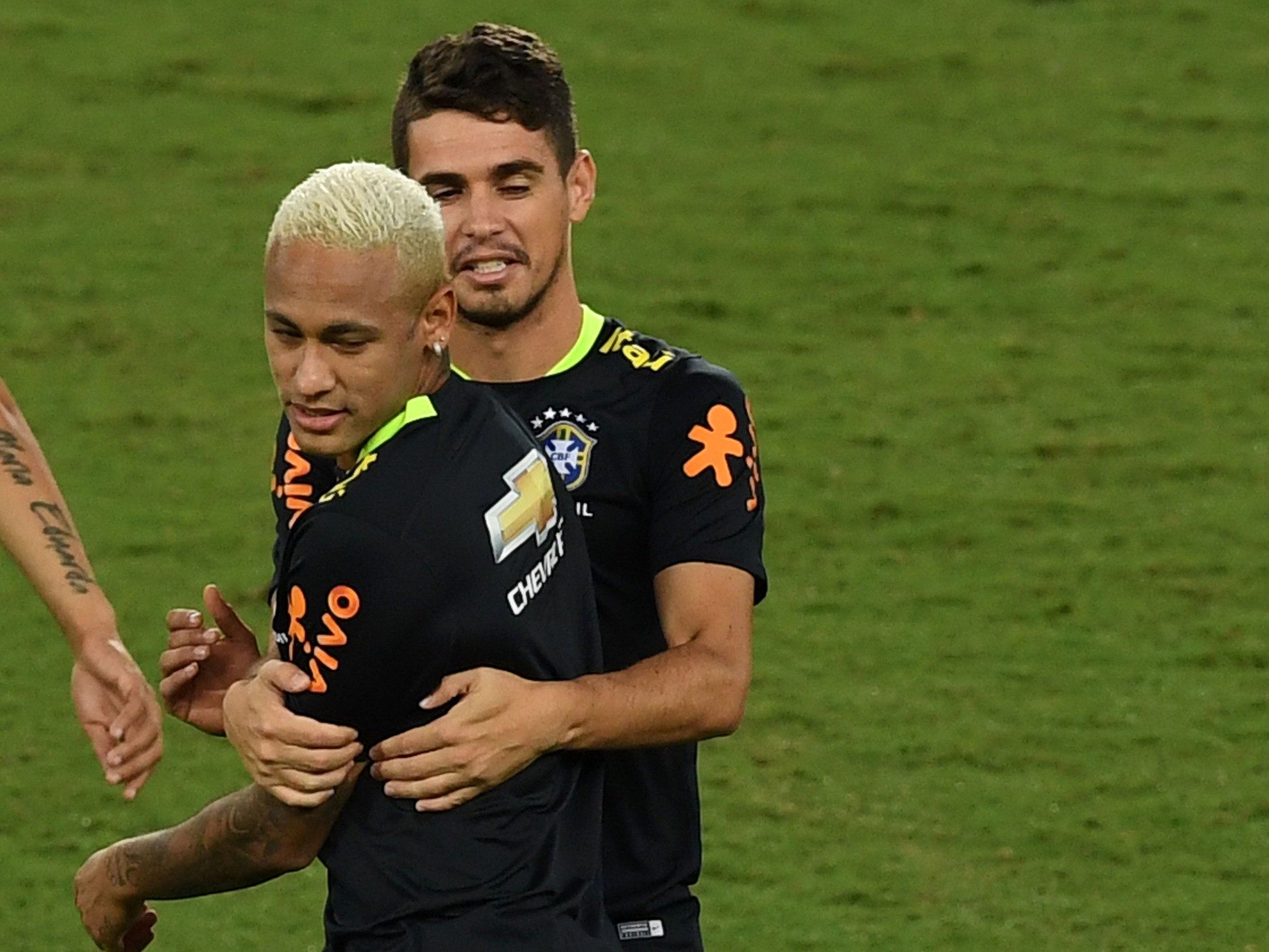 Schockmoment für Ex-Chelsea-Star: Oscar beendet seine Karriere.