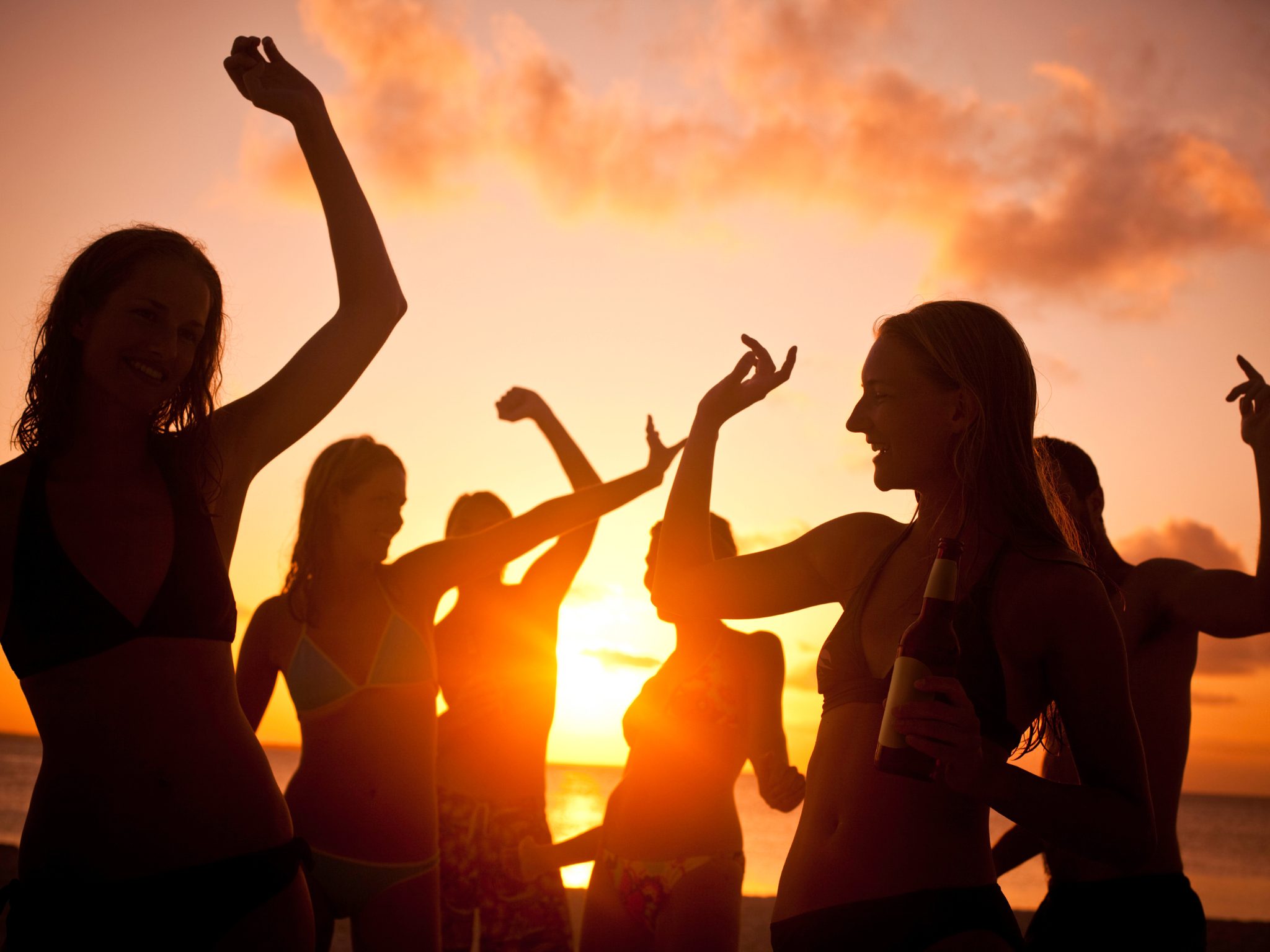 Tanzen im Sonnenlicht statt im Club – Daydance boomt.