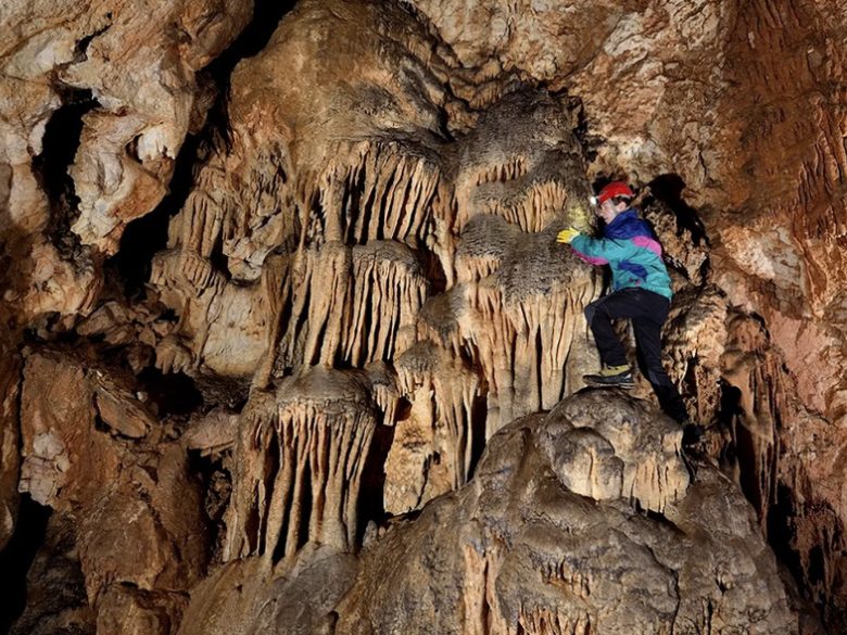 Sensationsfund in Südtirol: Älteste Höhle der Alpen datiert.
